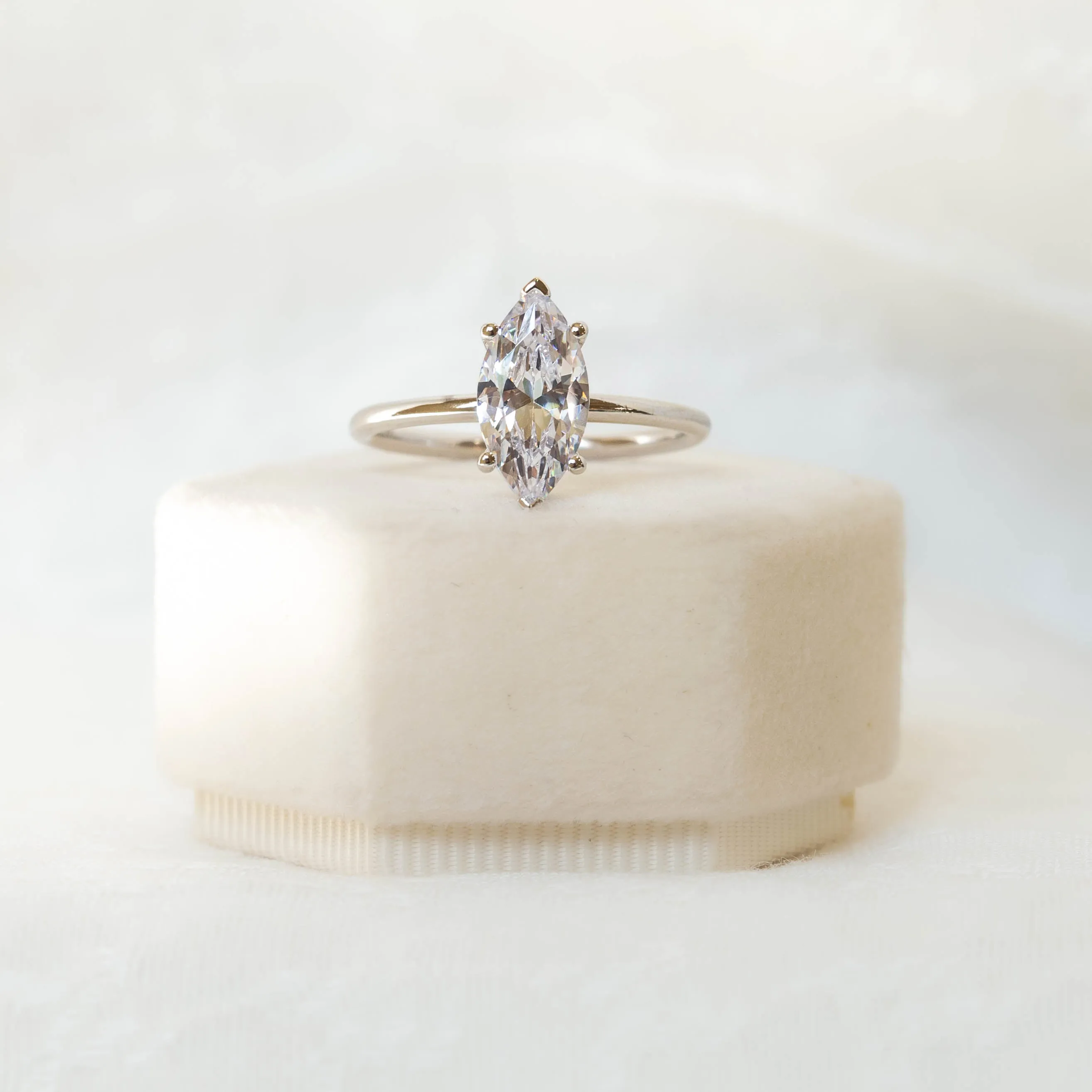 14kw Marquise Diamond Solitaire Ring