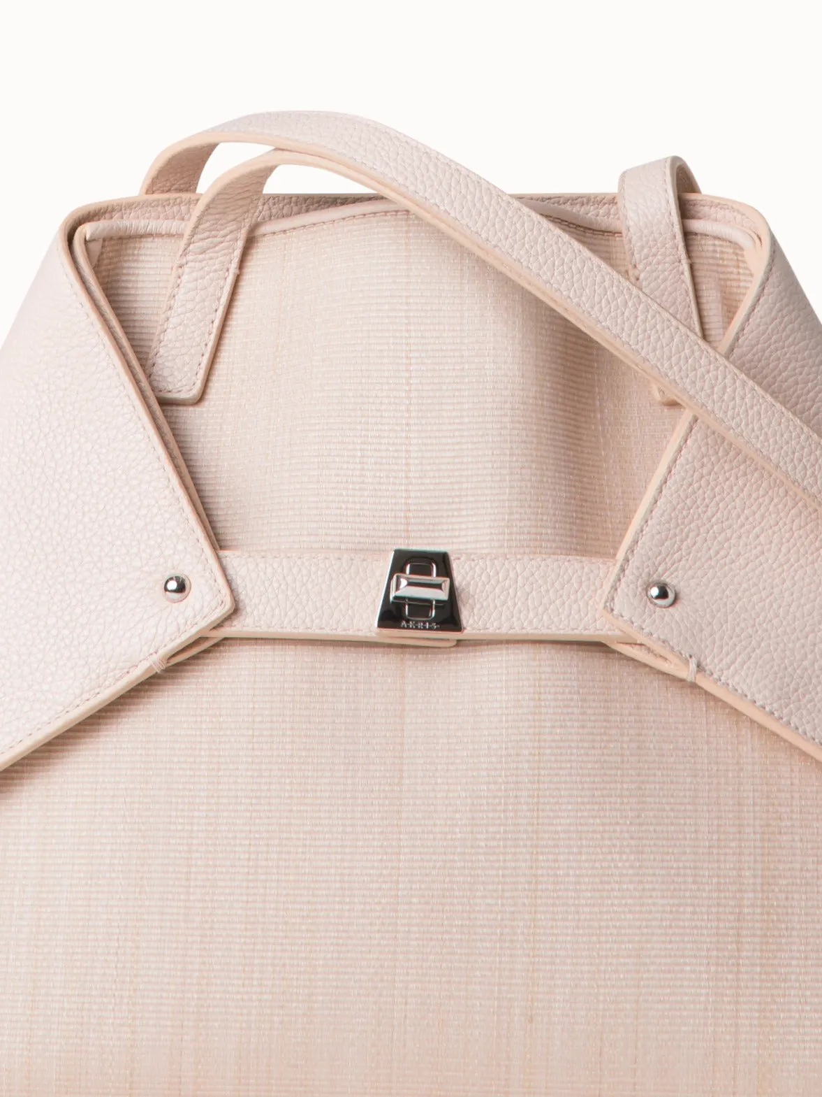 Ai Small Shoulder Tote