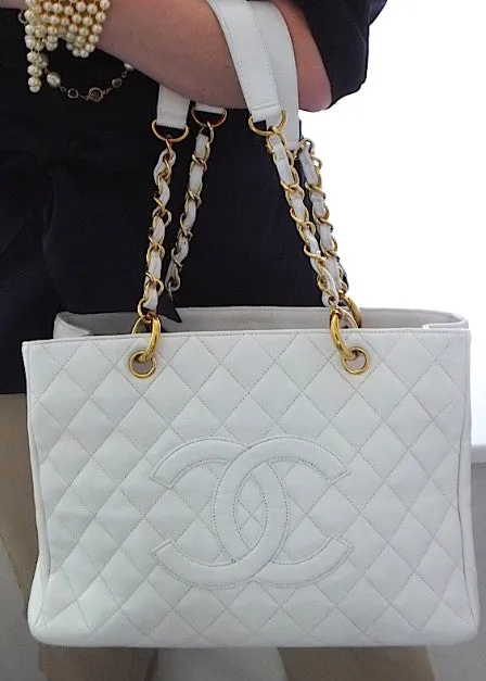 Authentic Chanel Caviar White (GST)