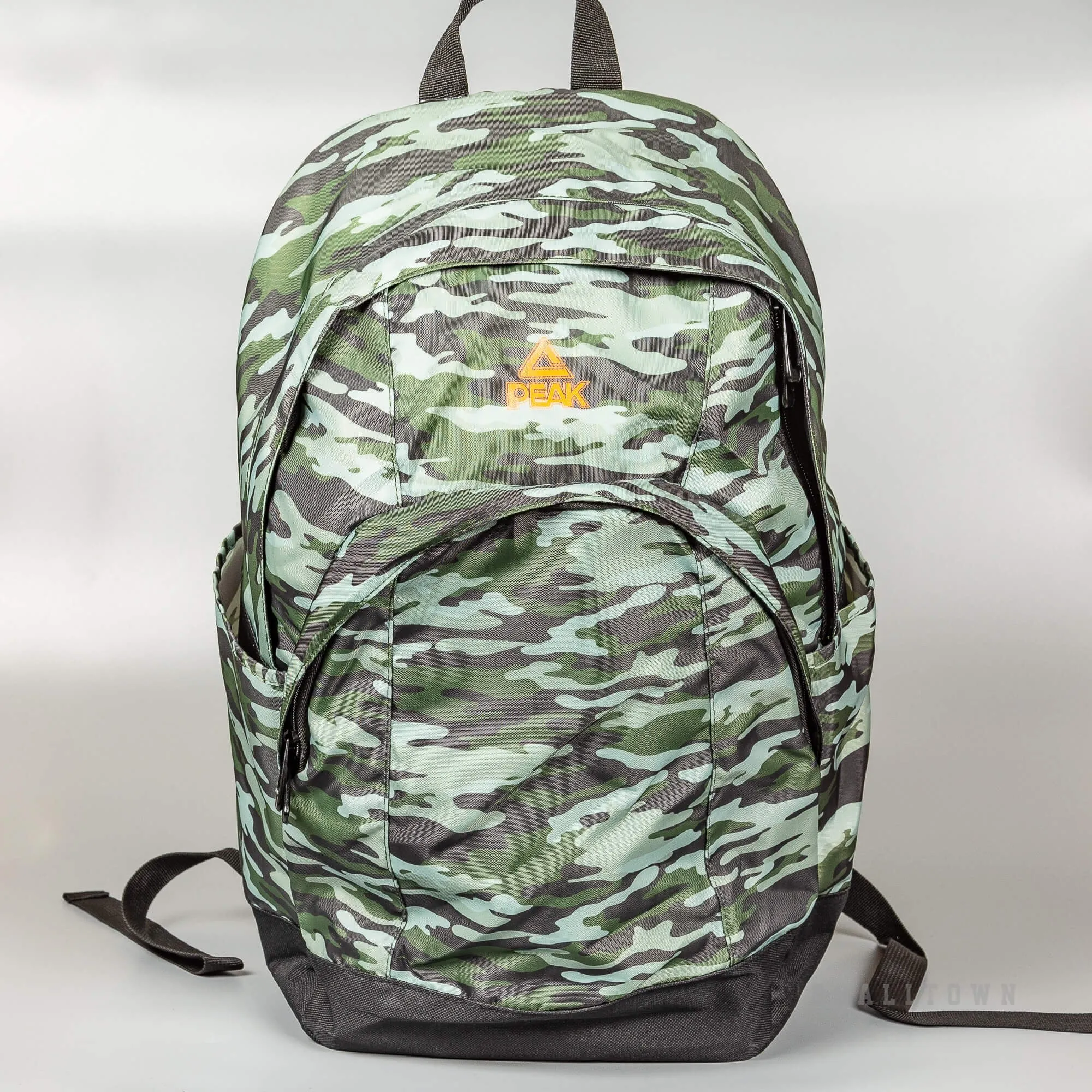 Batoh PEAK Backpack maskáčový