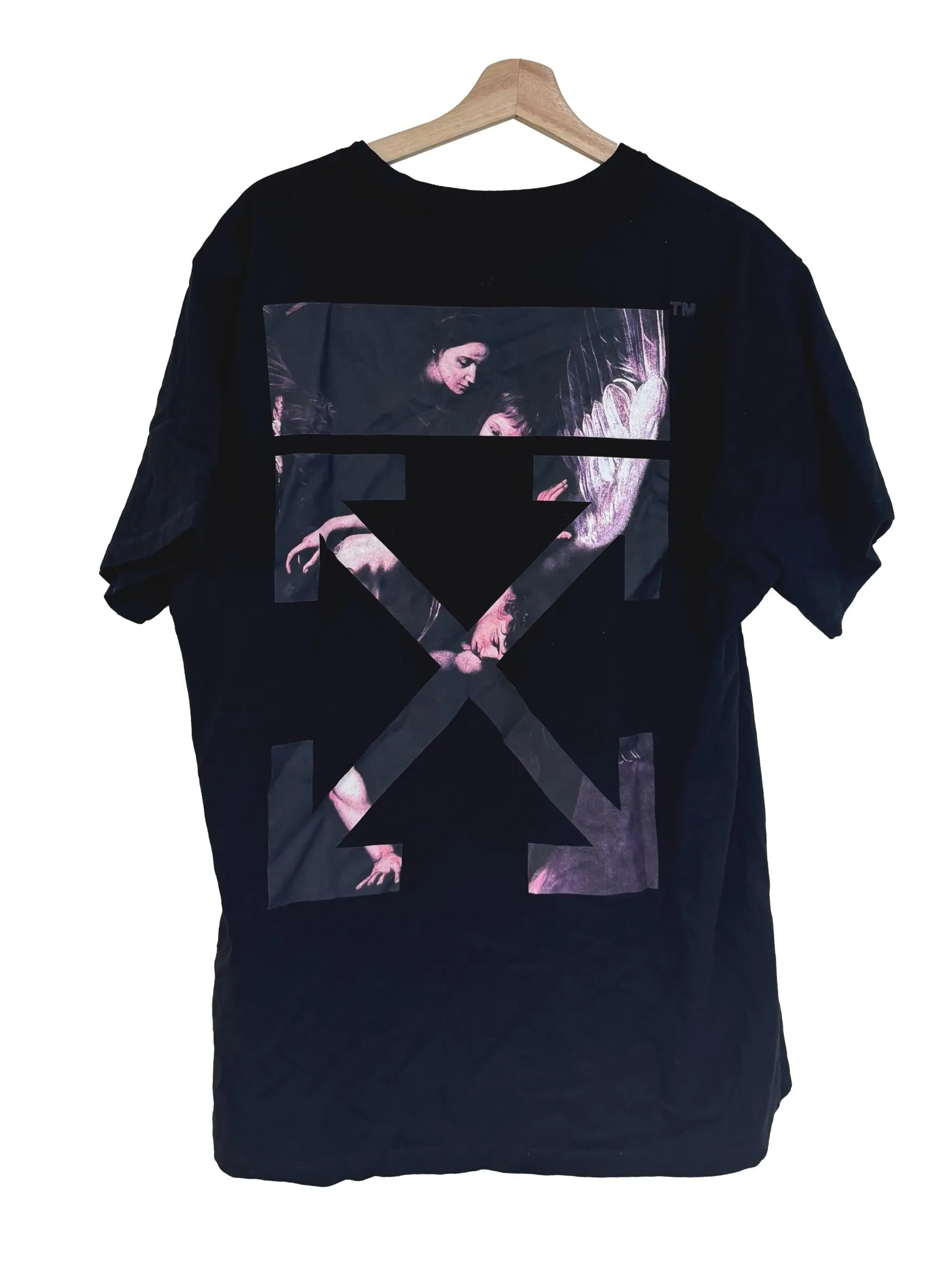 Black Round Neck Tee