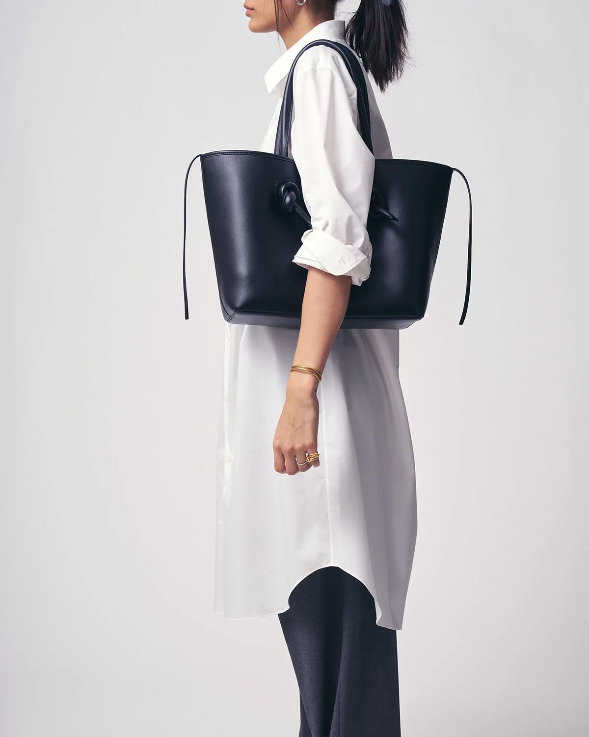 BOND TOTE -  Black