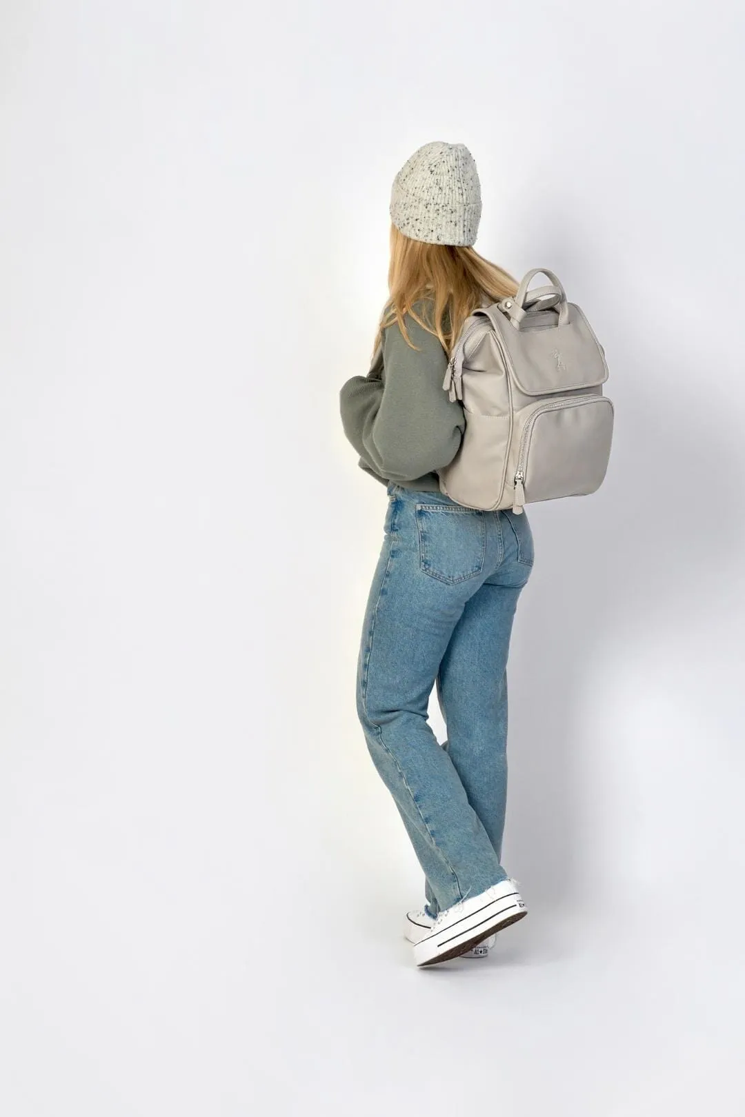 Bounty (2.0) Changing Backpack