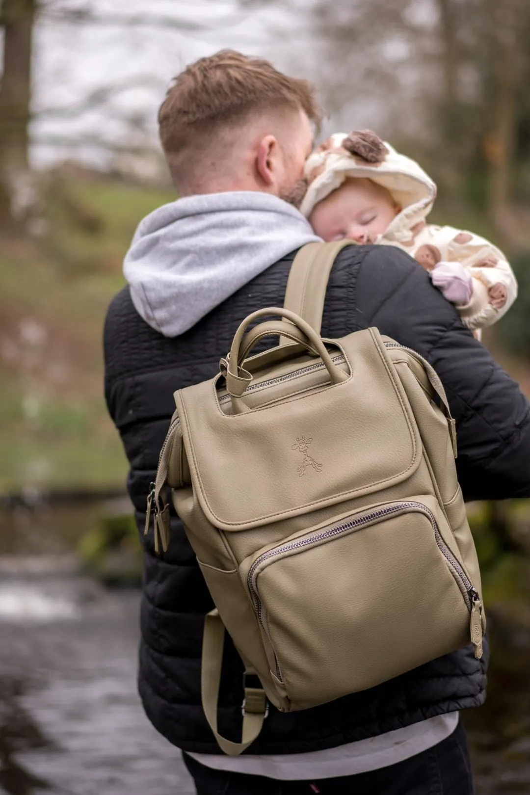 Bounty (2.0) Changing Backpack