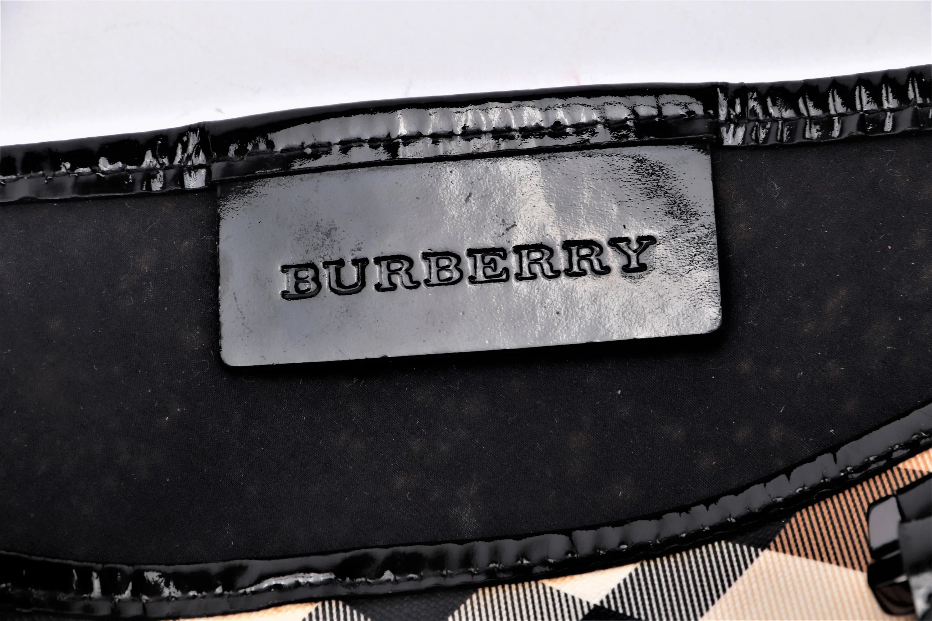 BURBERRY BLACK PATENT NOVA CHECK TOTE, NO DUST COVER & BOX
