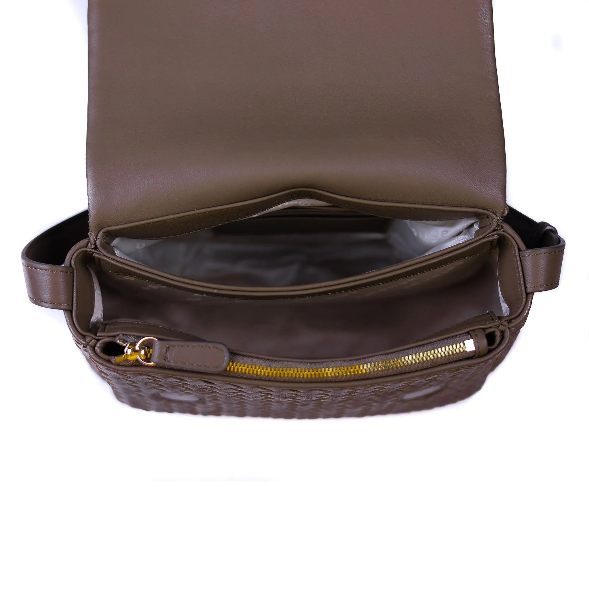 CA 1614 | INT | BROWN
