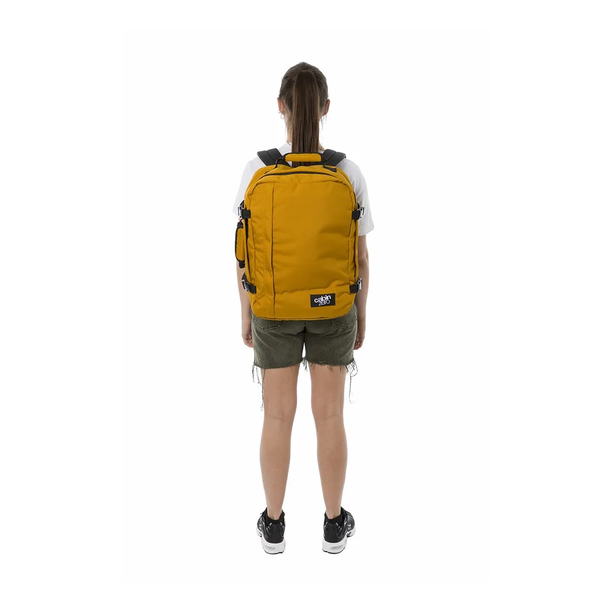 CabinZero Classic 36L (Orange Chill)
