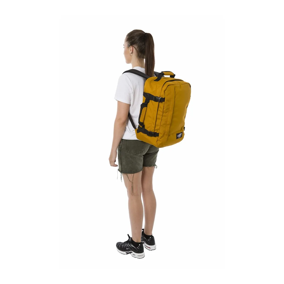 CabinZero Classic 36L (Orange Chill)