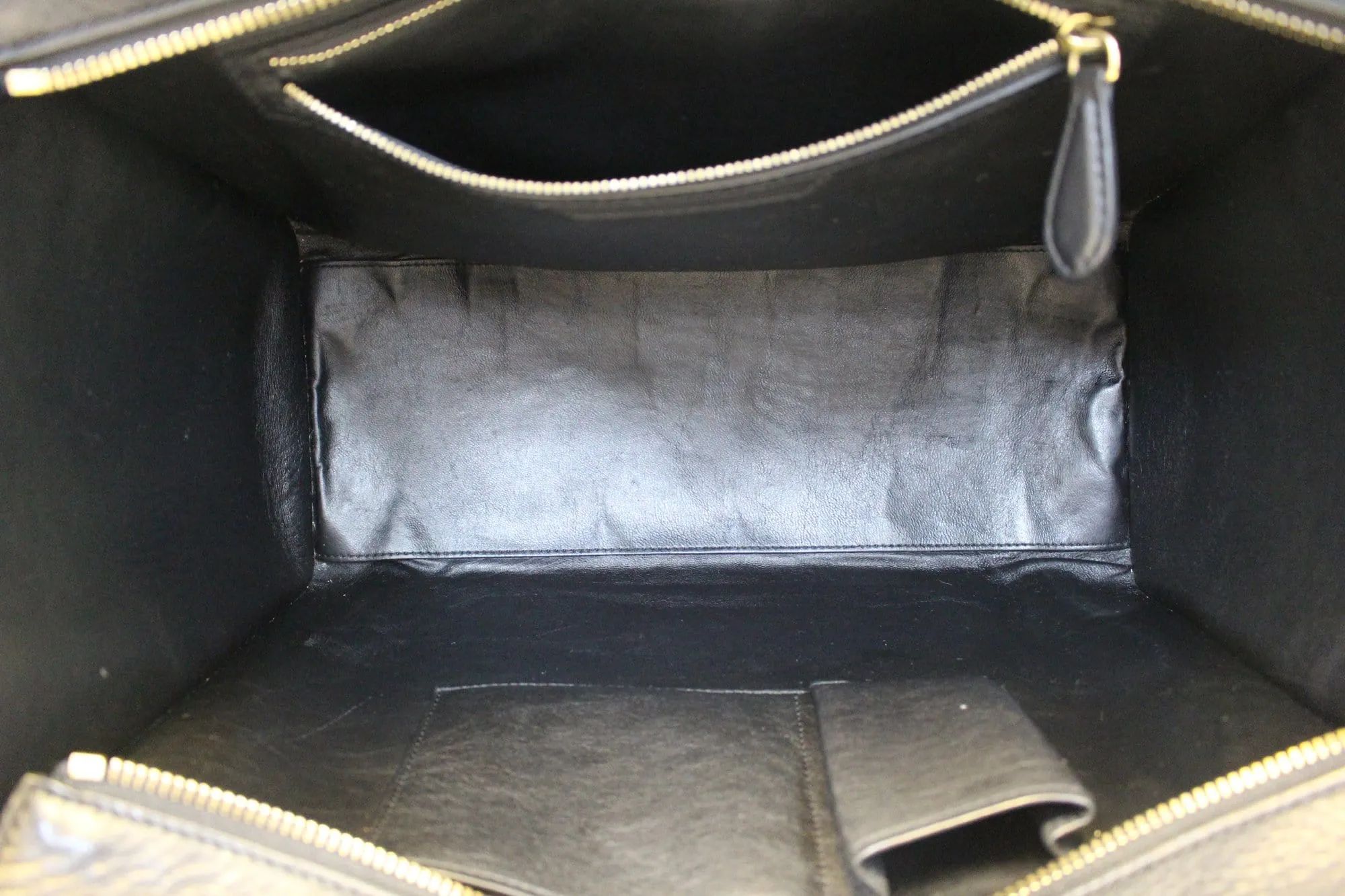 CELINE Medium Phantom Luggage Calfskin Leather Tote Bag Black
