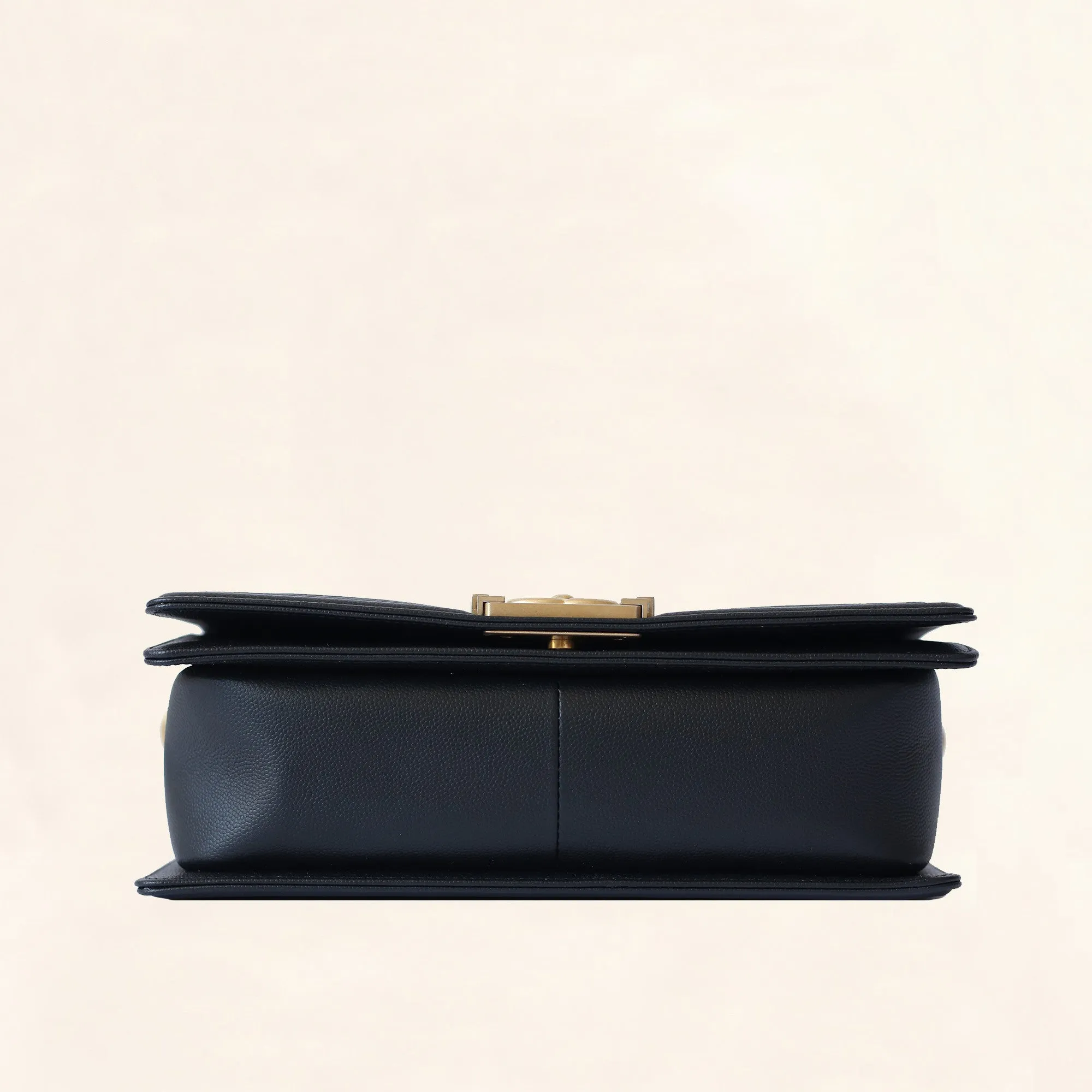 Chanel | Caviar Boy Bag with Aged Gold Hardware | Old Medium