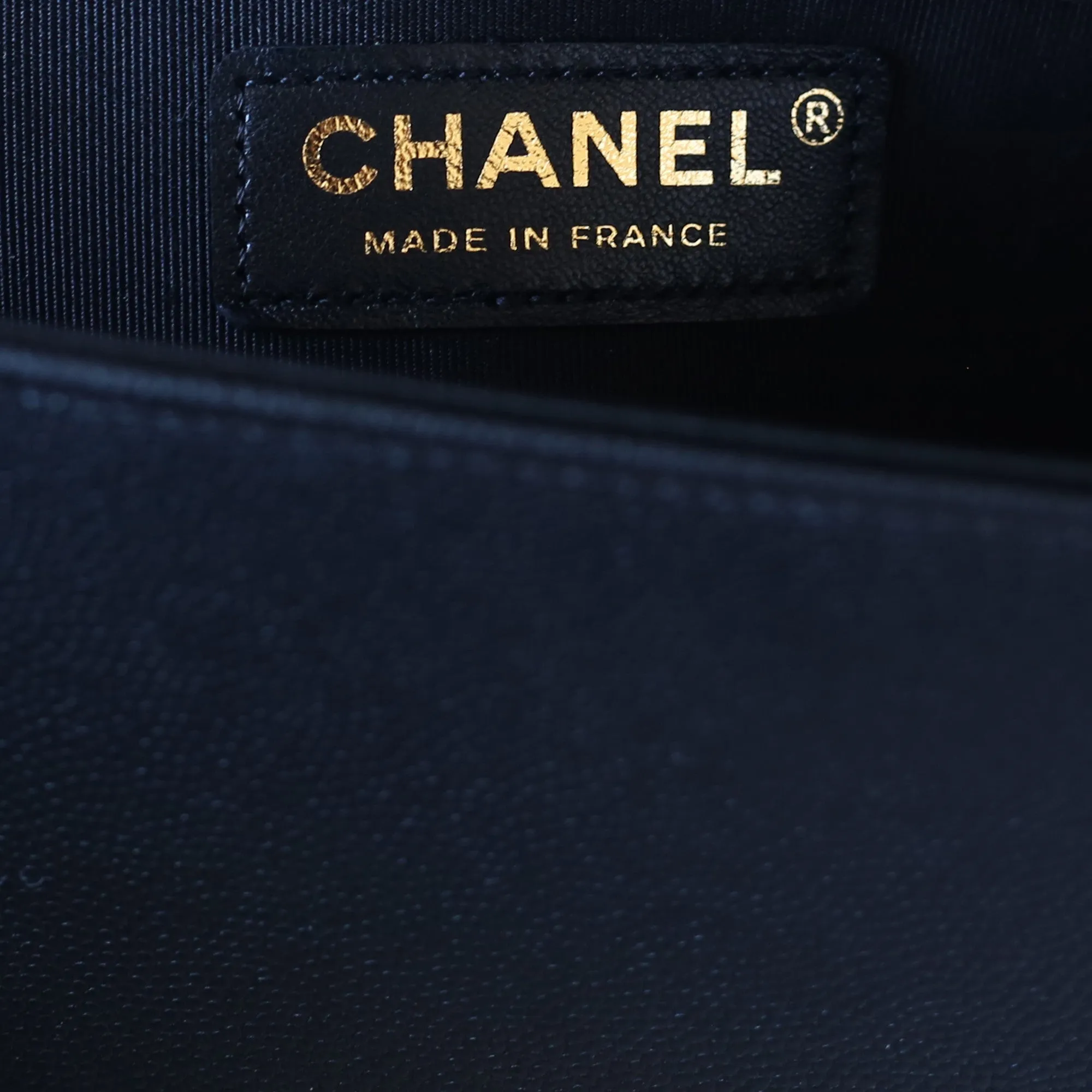 Chanel | Caviar Boy Bag with Aged Gold Hardware | Old Medium