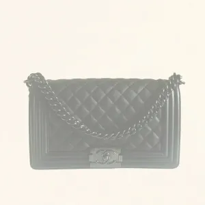 Chanel | Iridescent Caviar So Black Boy Bag | Old Medium
