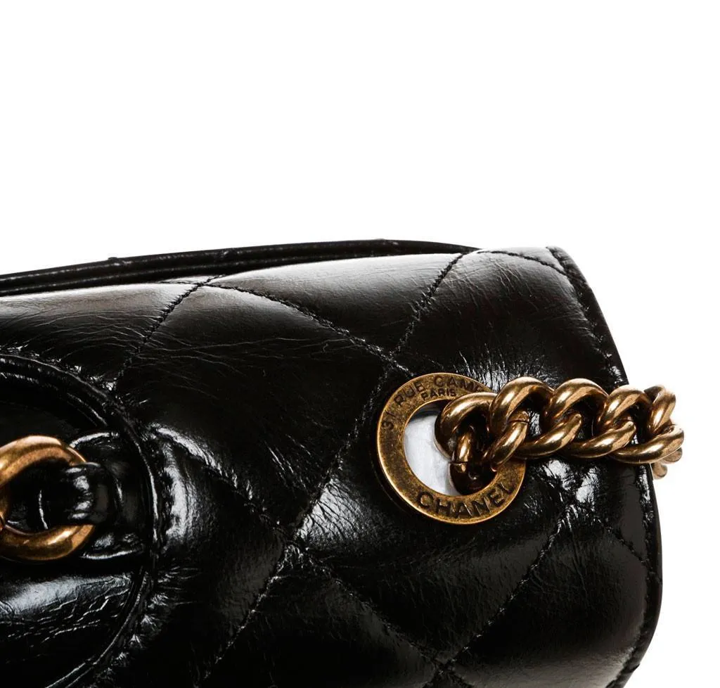Chanel Medium Perfect Edge Black