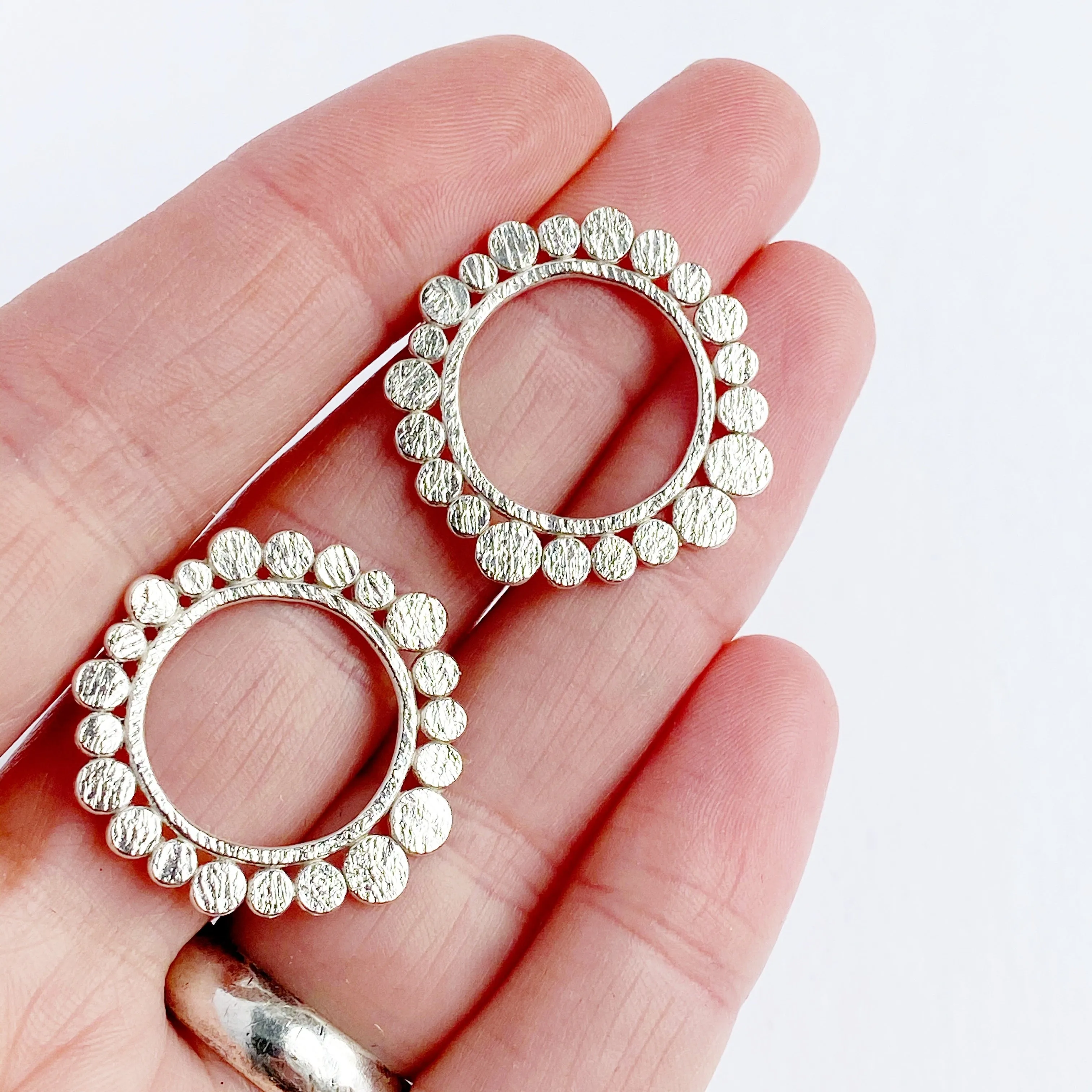 Charis stud earrings