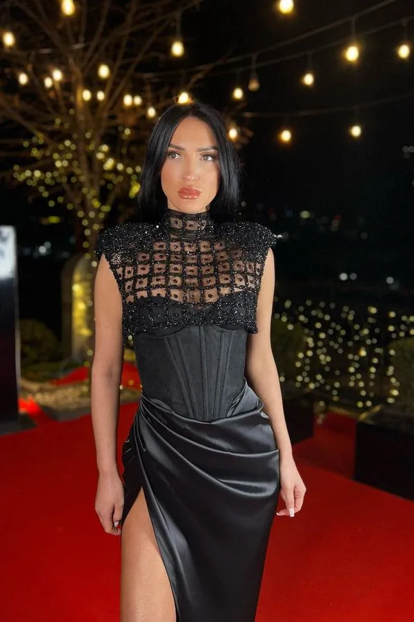 Charming Black High Neck Prom Dress Mermaid Split Beadings
