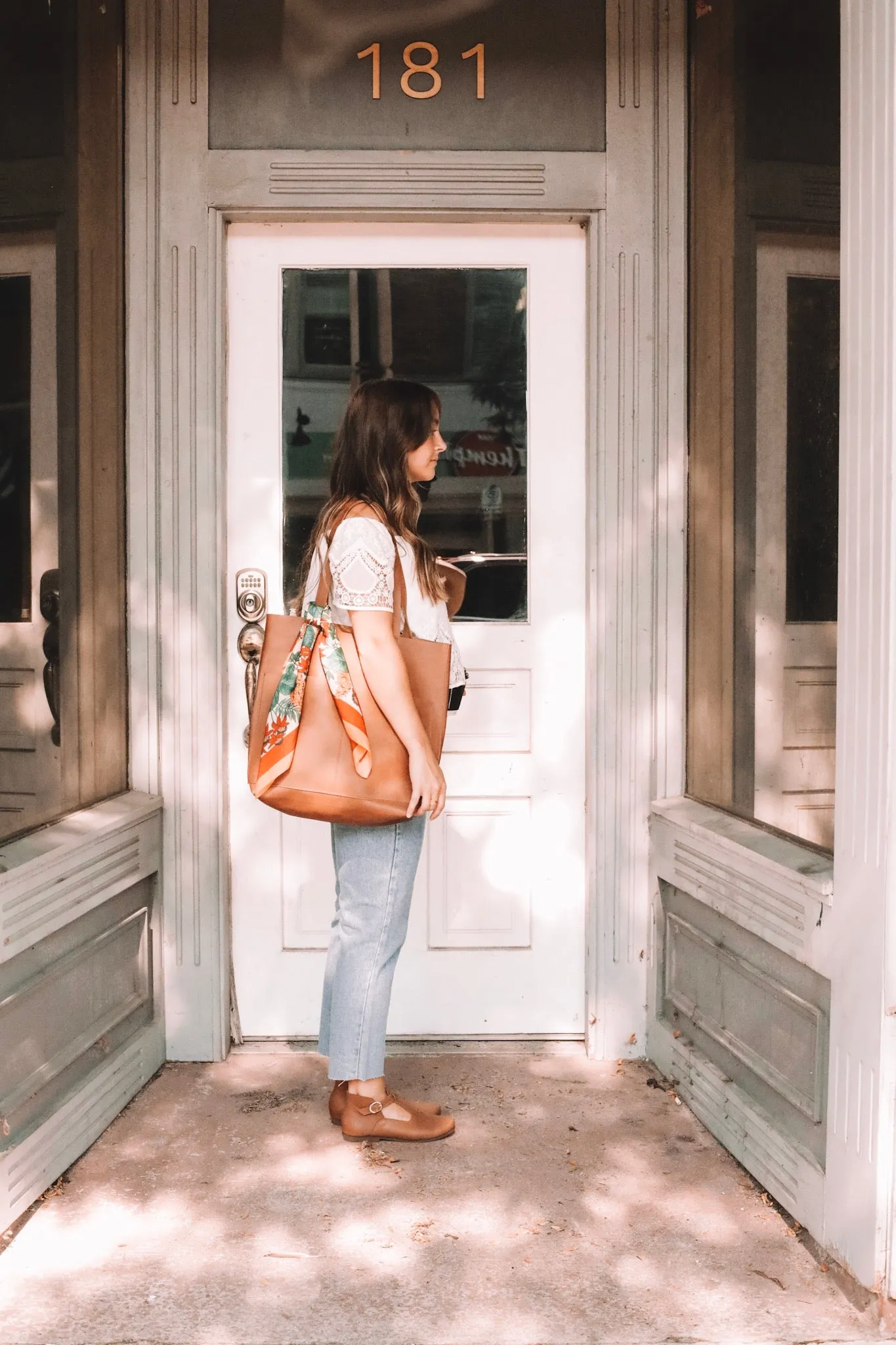 Classic Leather Tote {Brown}