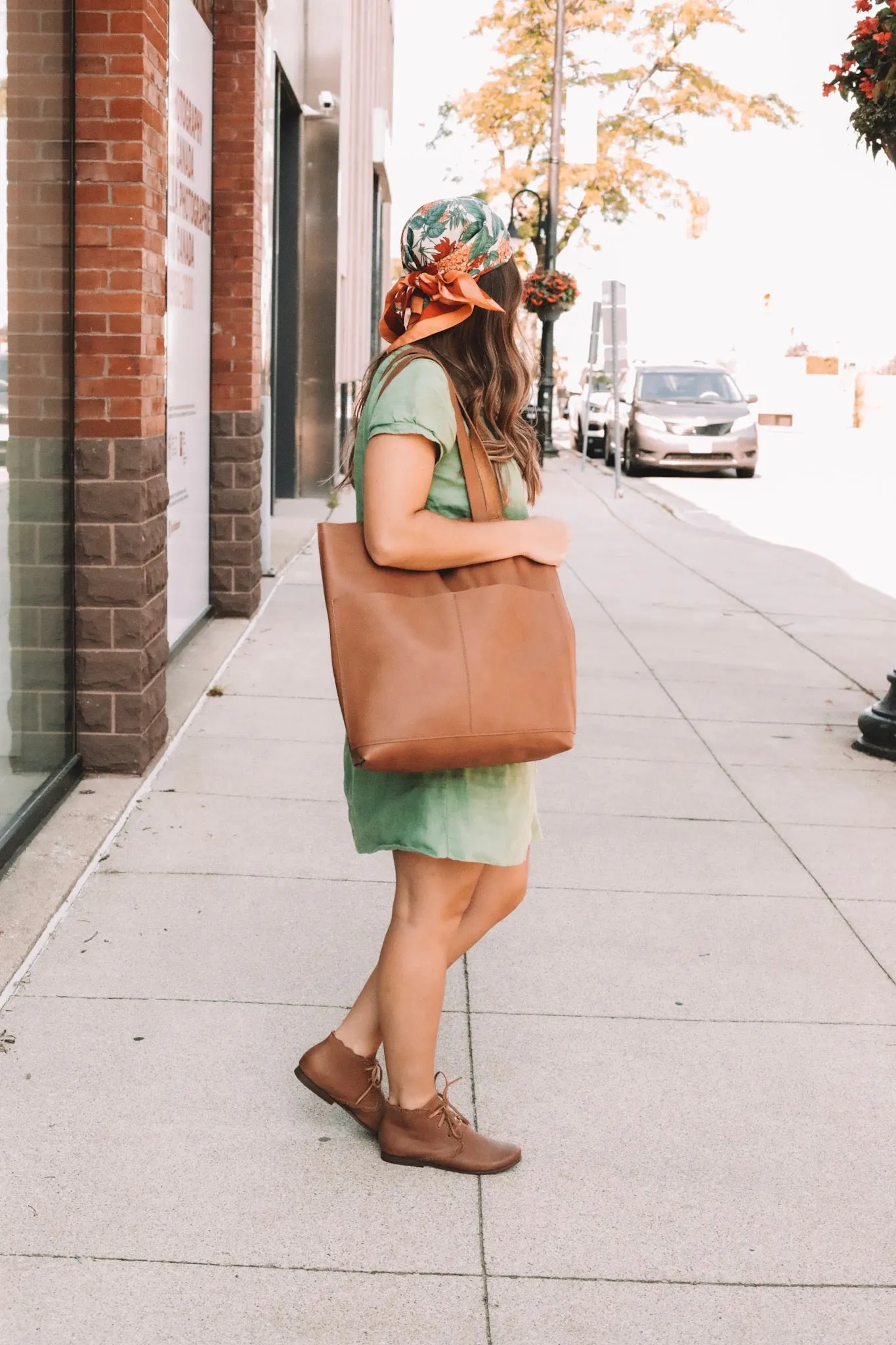 Classic Leather Tote {Brown}