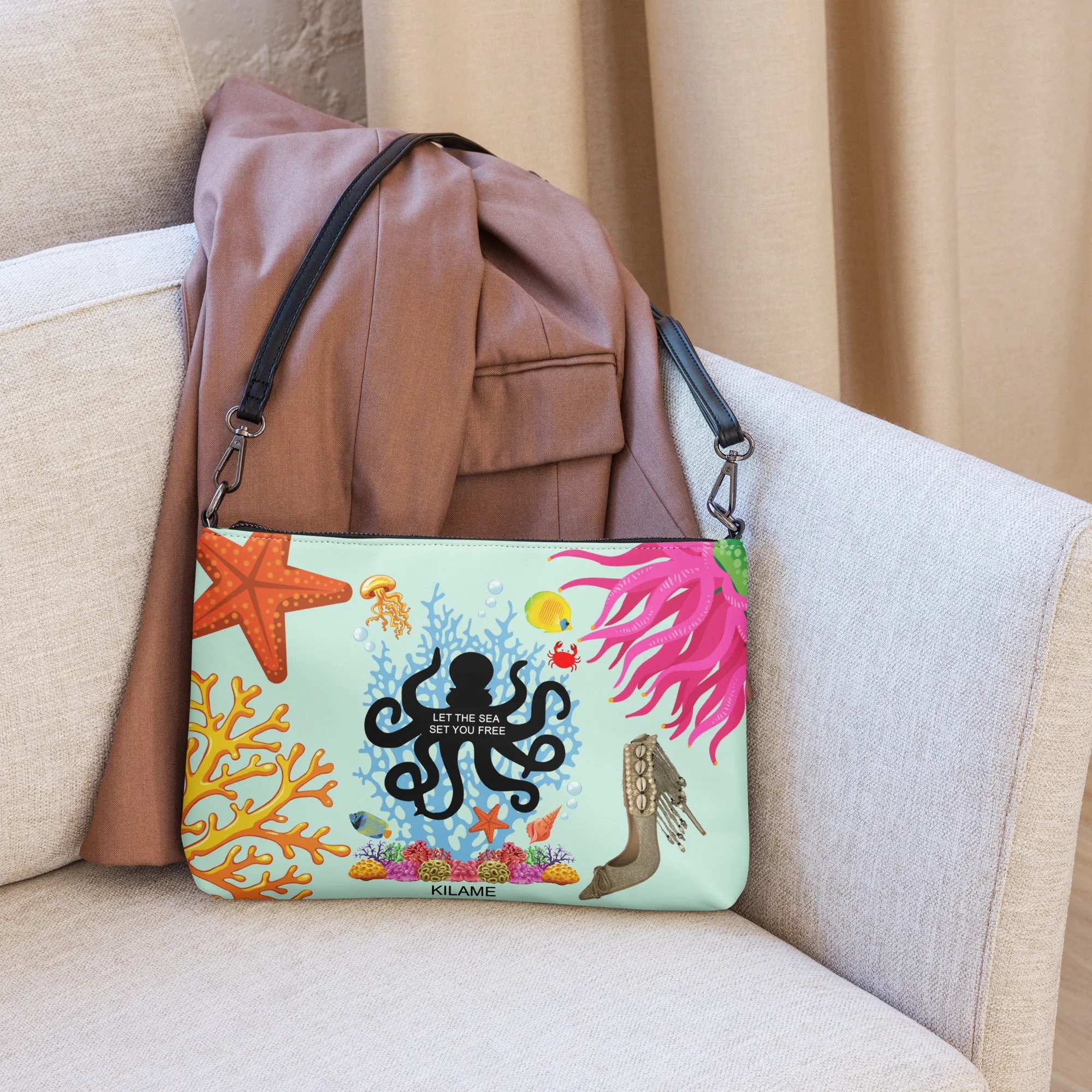 Crossbody bag 'Let the see set you free'