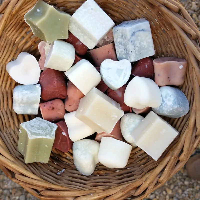 Custom Fancy Soaps - bulk buy for special occasions, weddings, baby showers, bed and breakfast etc.