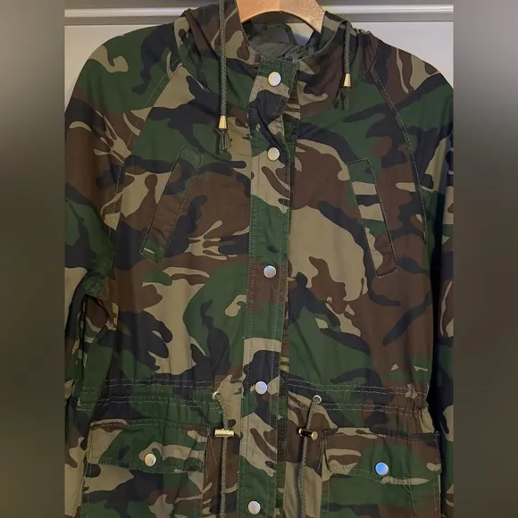 Delia’s Green Y2K Camouflage Utility Jacket size L