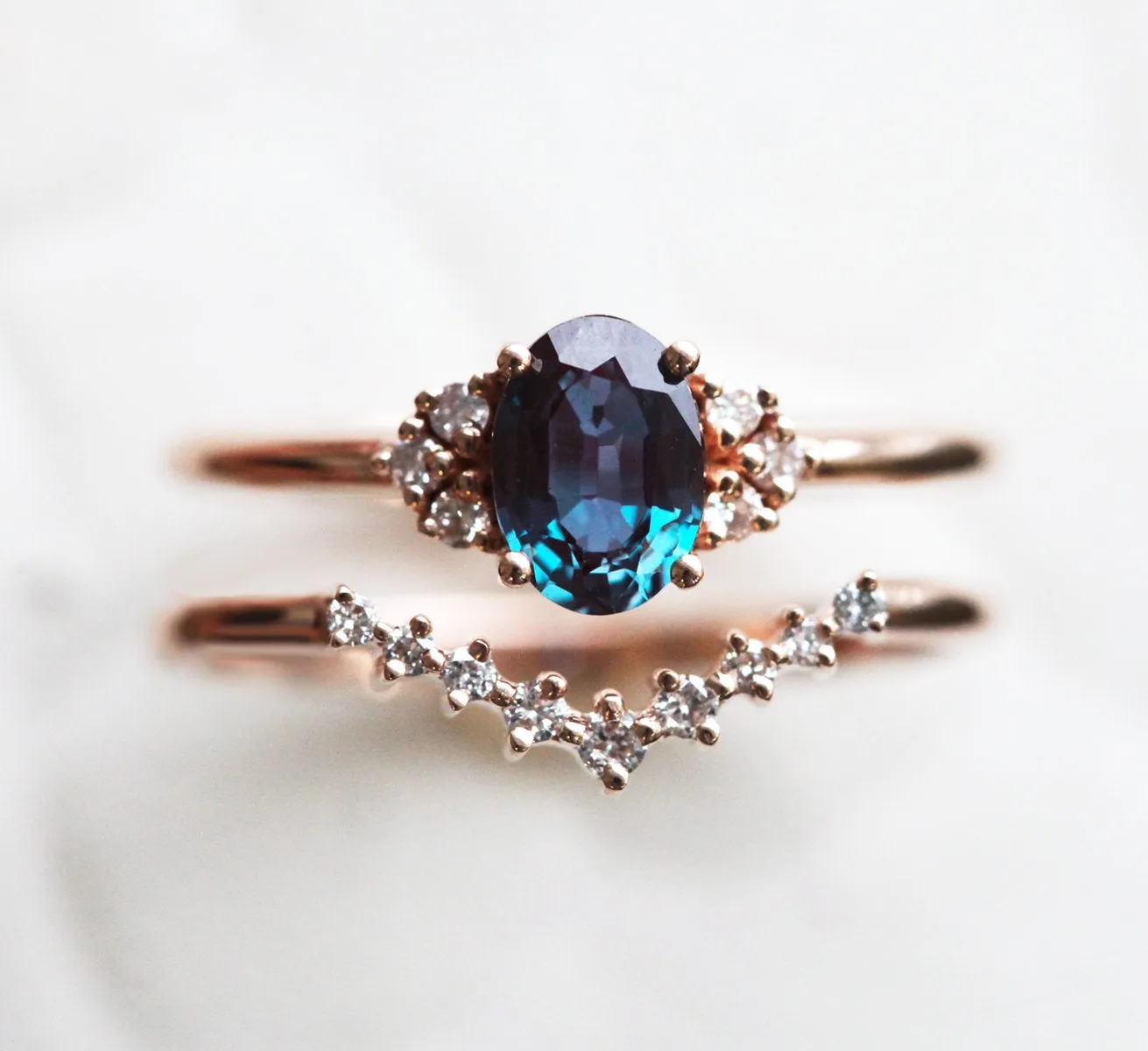 Dora Oval Alexandrite Ring
