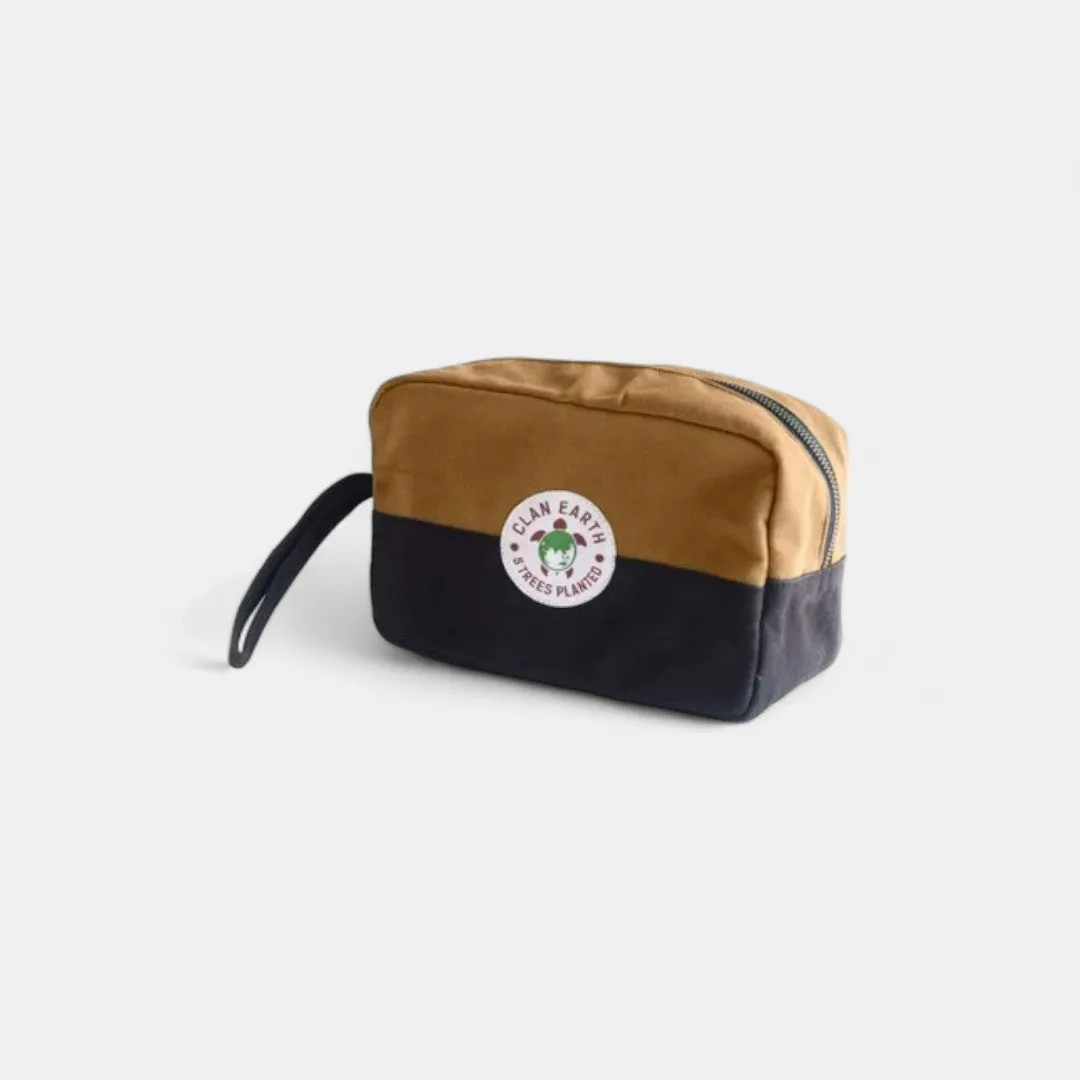 Earth-Conscious Elegance: Luxury Sustainable Gift Hamper with Sustainable Essentials