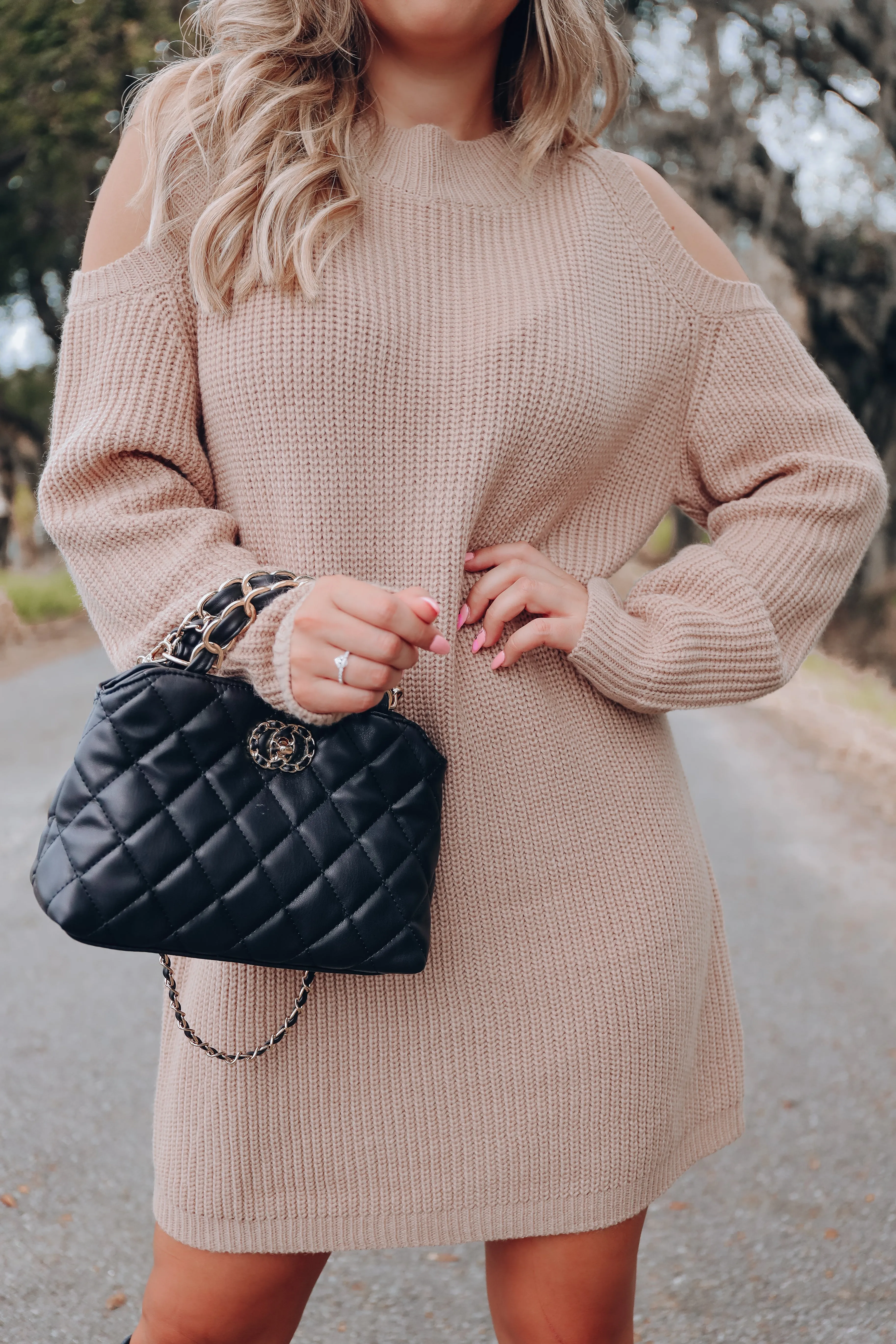 Essential Quilted Crossbody - Black