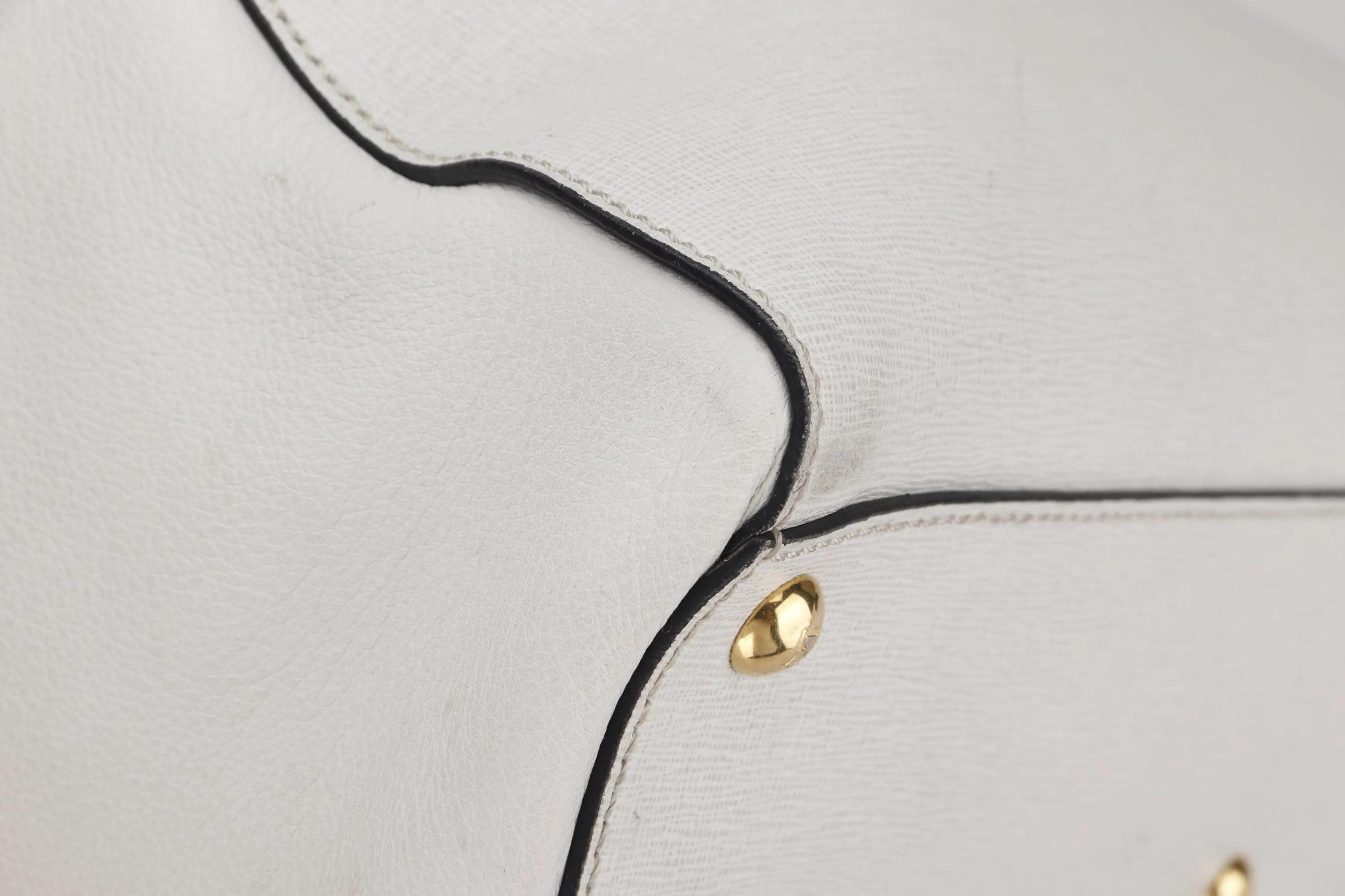 FENDI (8BH250-D7F) 2JOURS TOTE WHITE CALF LEATHER GOLD HARDWARE, WITH STRAP, CARD & DUST COVER