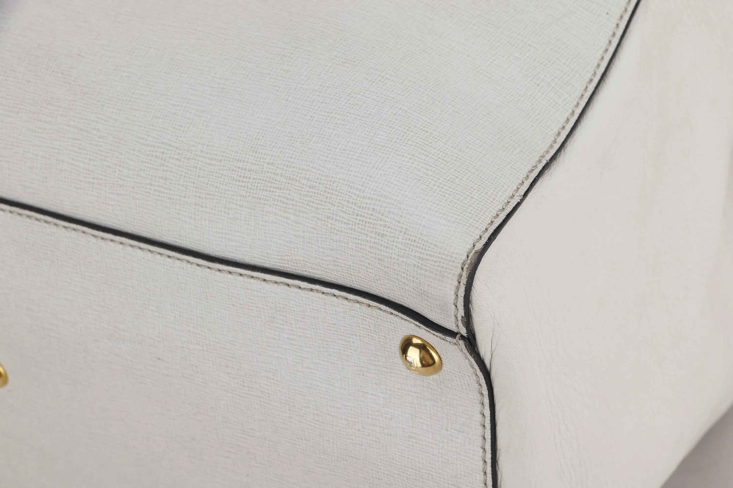 FENDI (8BH250-D7F) 2JOURS TOTE WHITE CALF LEATHER GOLD HARDWARE, WITH STRAP, CARD & DUST COVER