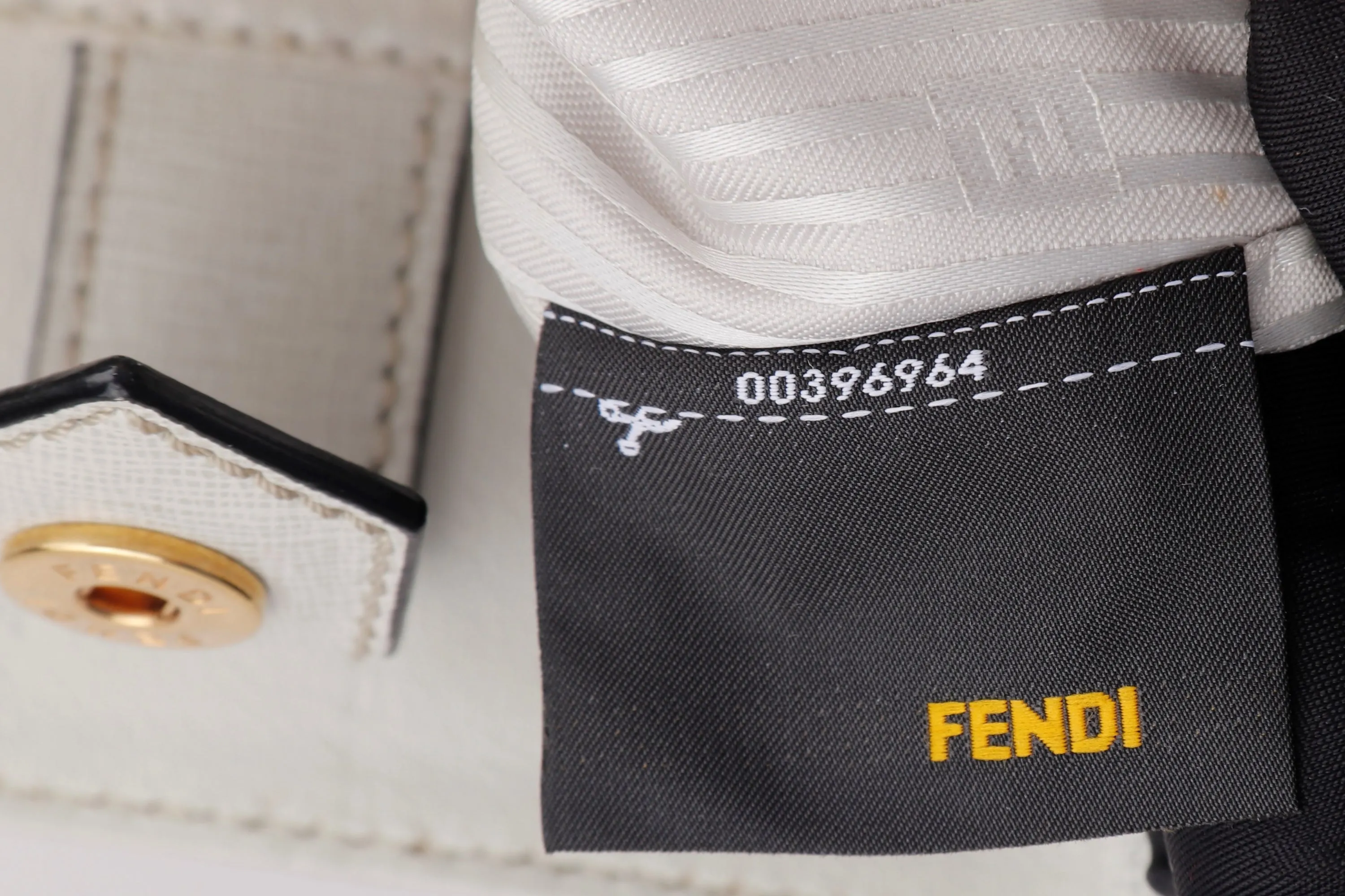 FENDI (8BH250-D7F) 2JOURS TOTE WHITE CALF LEATHER GOLD HARDWARE, WITH STRAP, CARD & DUST COVER