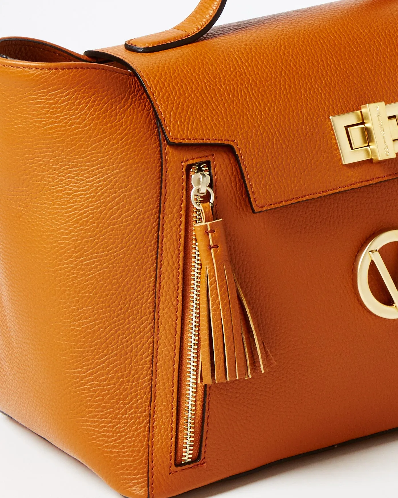 FW17 - Classic Tote - Camilla - Cognac