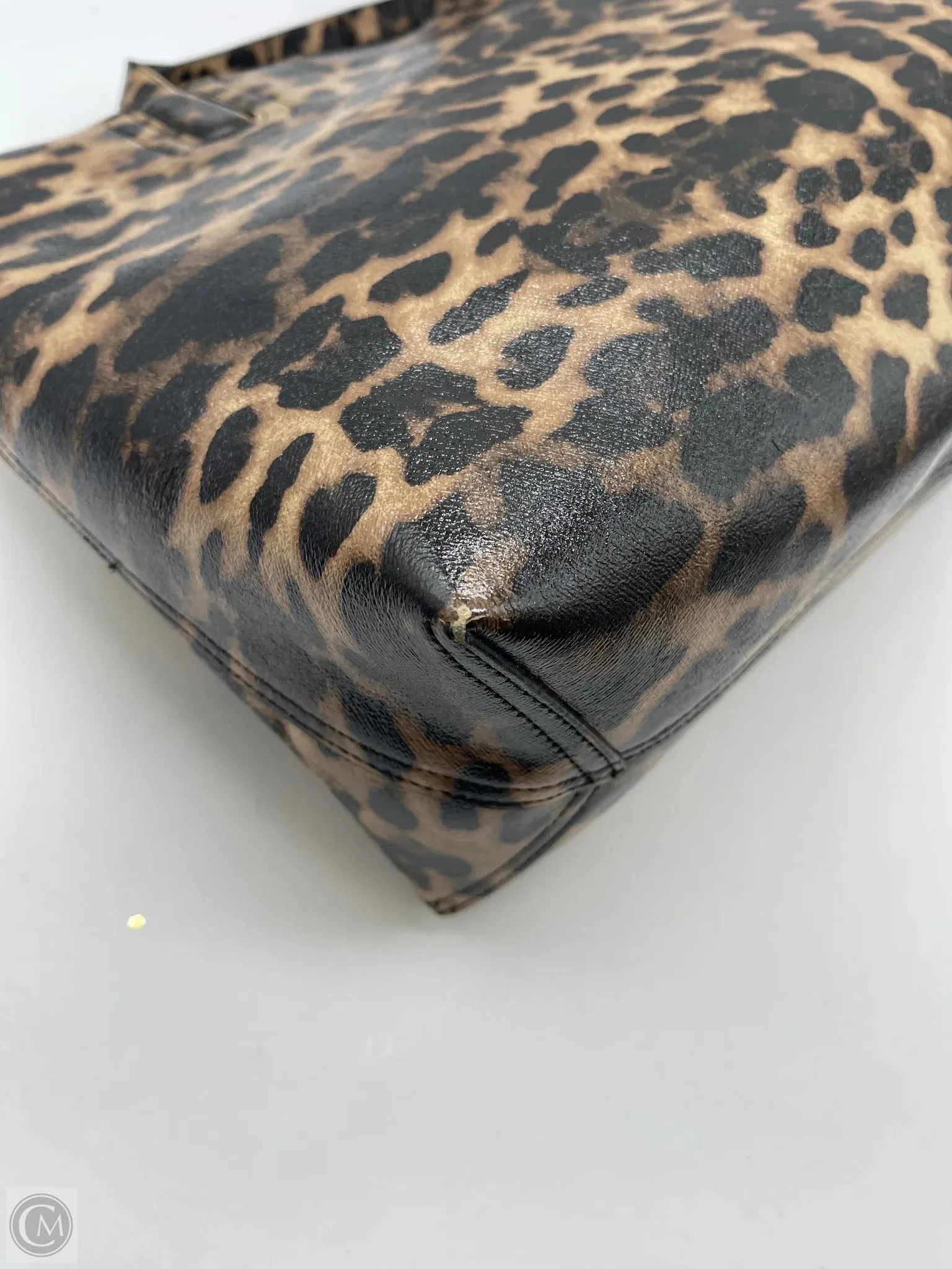 Handbag By Clothes Mentor, Size: Medium