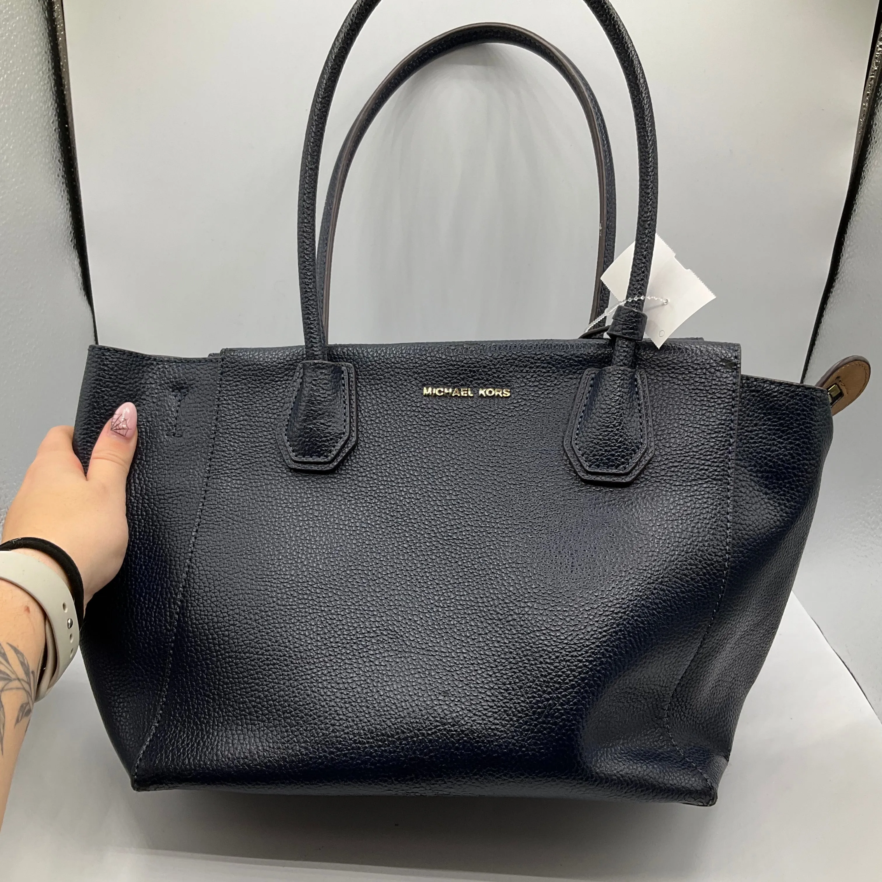 Handbag Designer By Michael Kors, Size: Medium