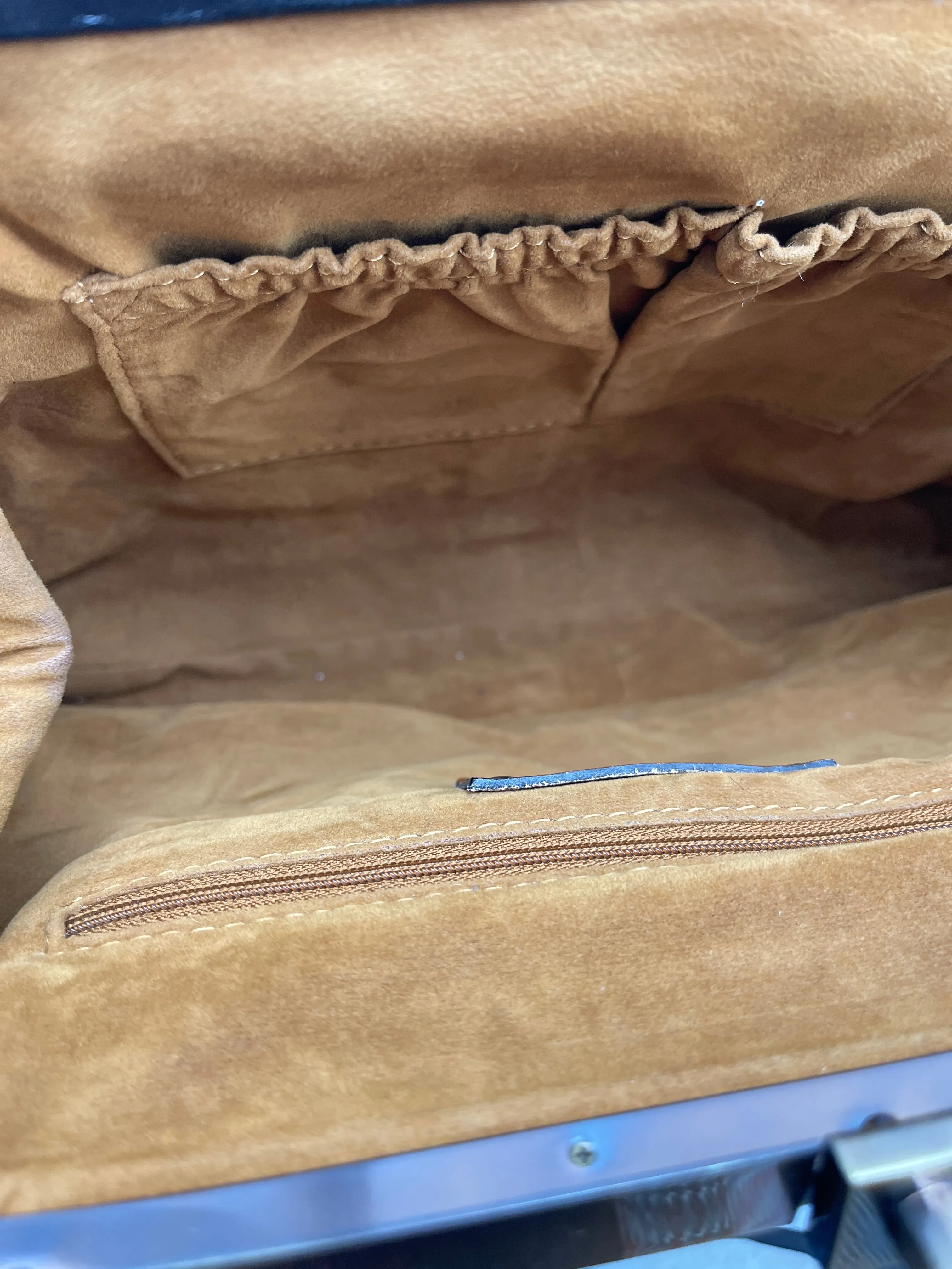 Handbag Designer By Patricia Nash, Size: Medium
