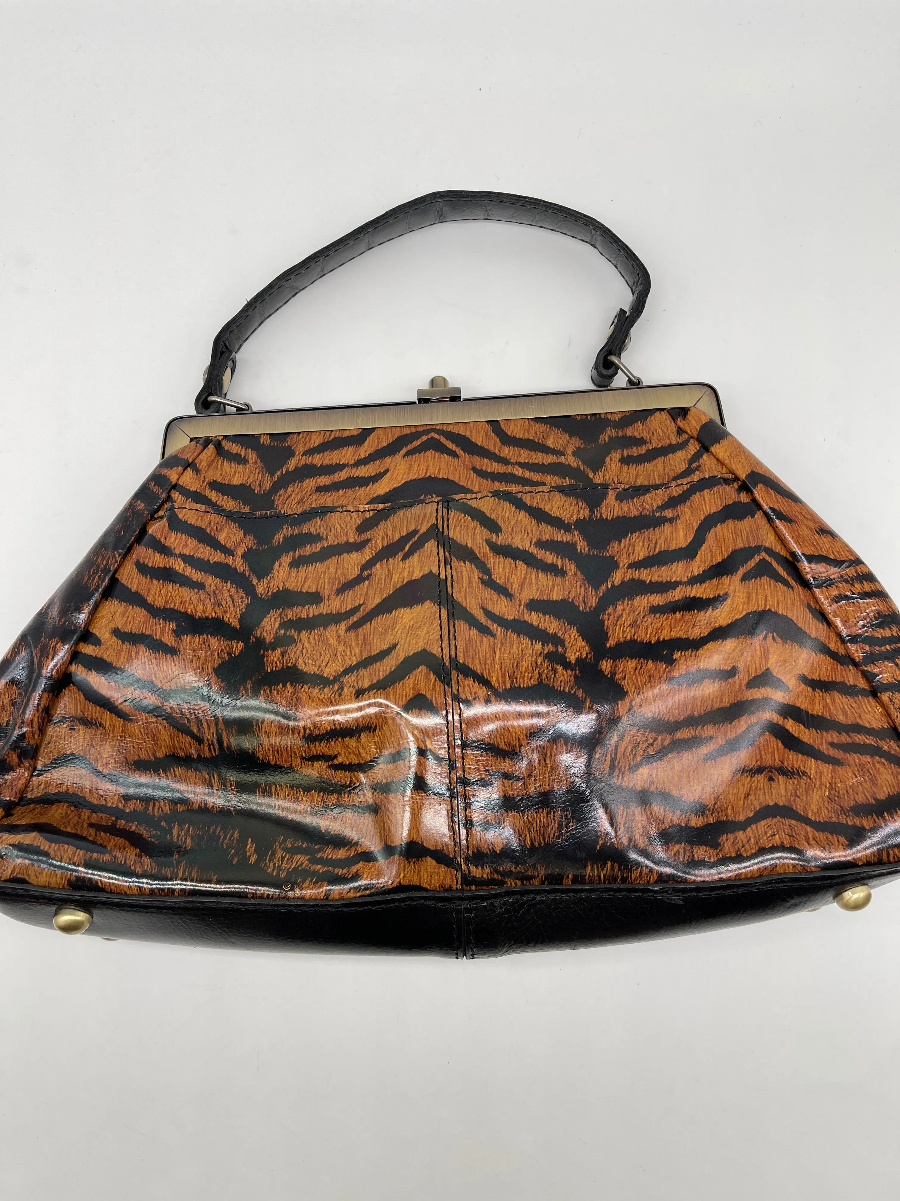 Handbag Designer By Patricia Nash, Size: Medium