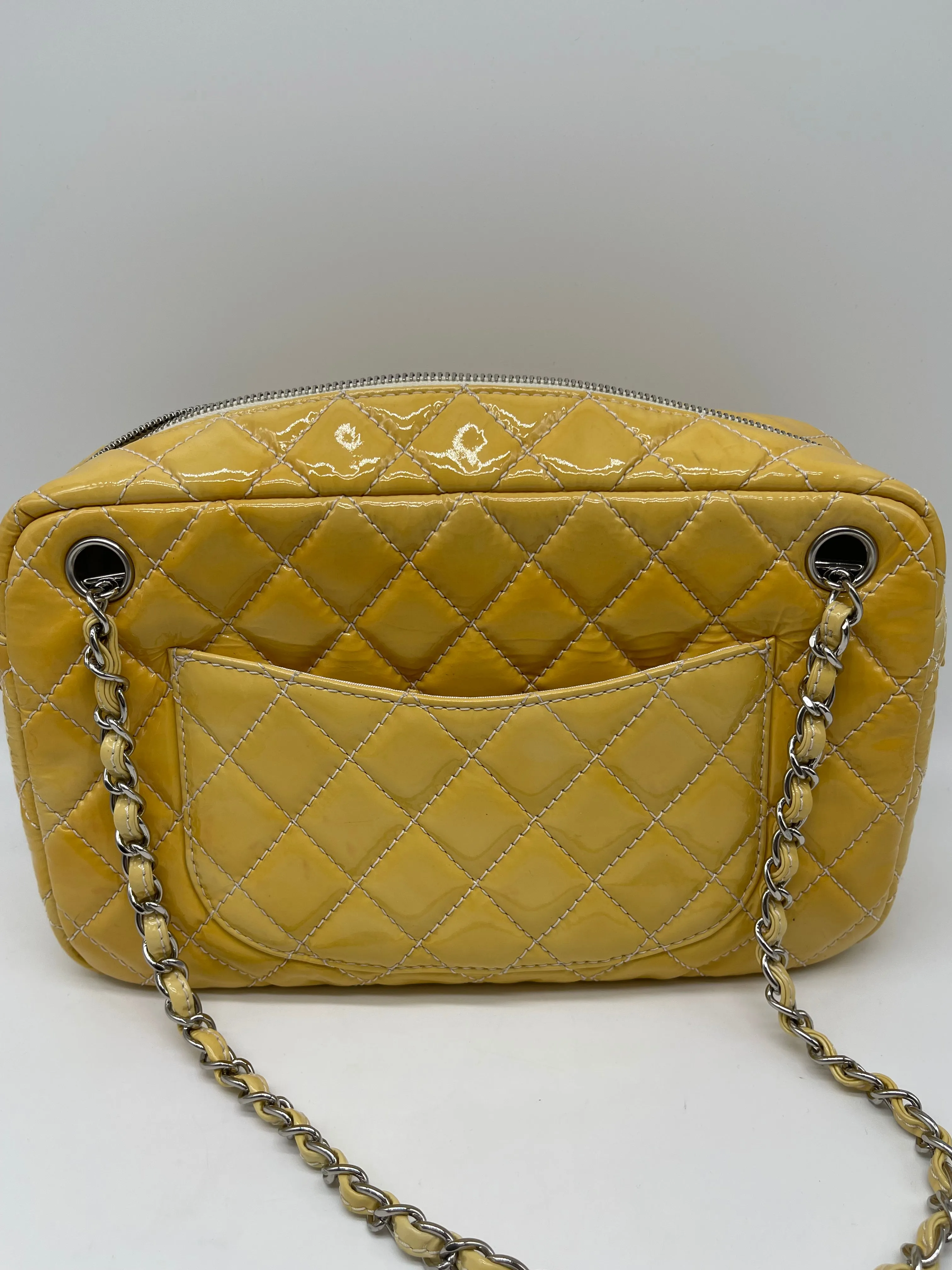 Handbag Luxury Designer By Chanel, Size: Medium