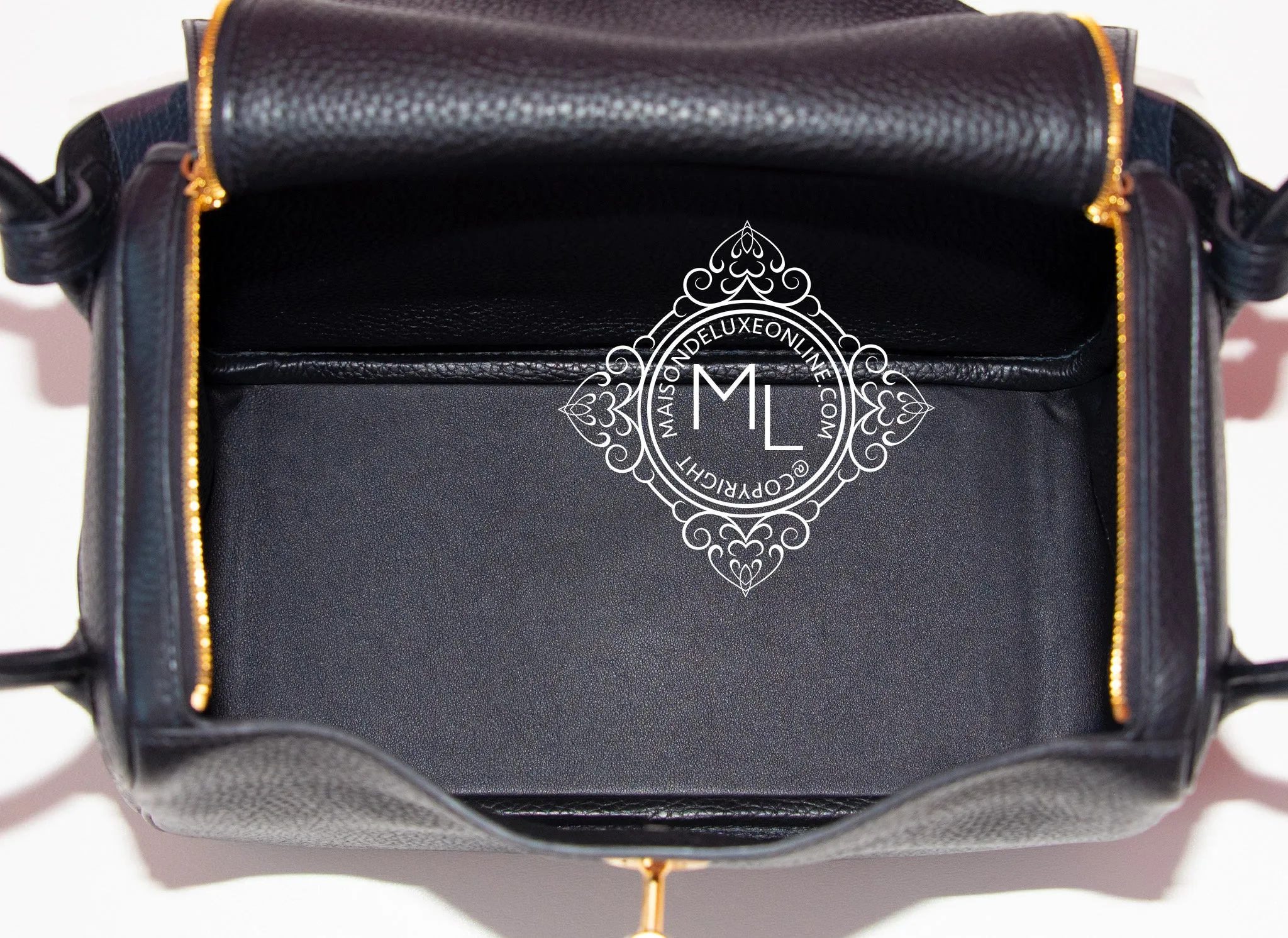 Hermes Black Clemence Lindy 26 Gold Hardware Handbag