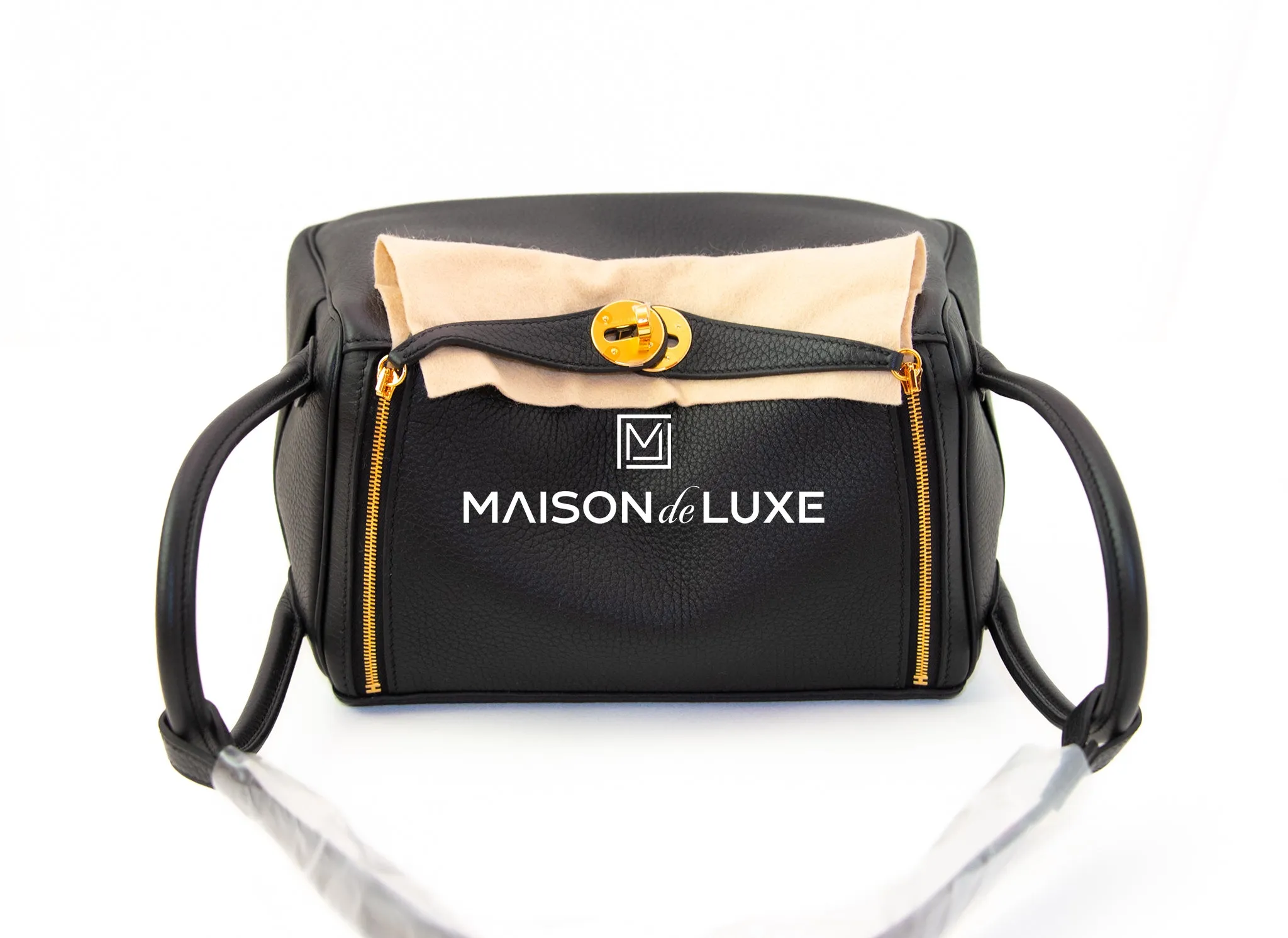 Hermes Lindy 26 Black Clemence Handbag