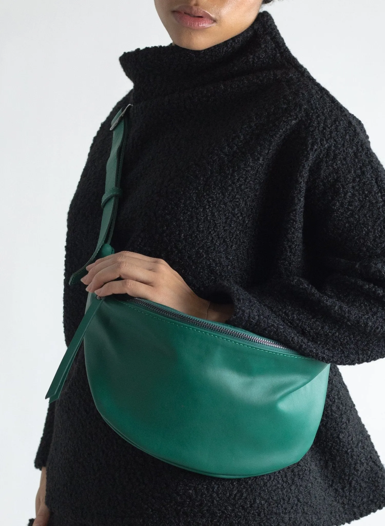 Katerina NYC - Smooth Leather Sling Bag - Emerald