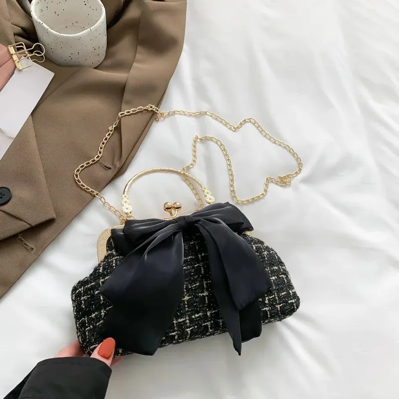 Kawaii Vintage Bow & Chain Tote Bag 🎀 | Adorable Crossbody Purse for Trendy Ladies 💖✨