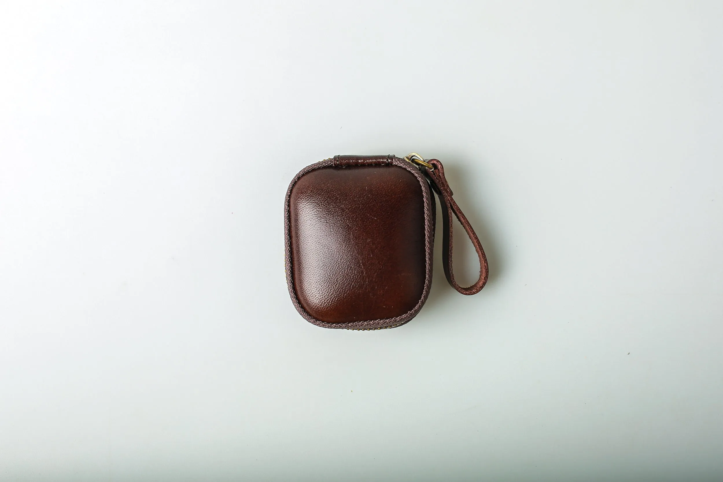 LAUREN AirPods Leather Case Ver1
