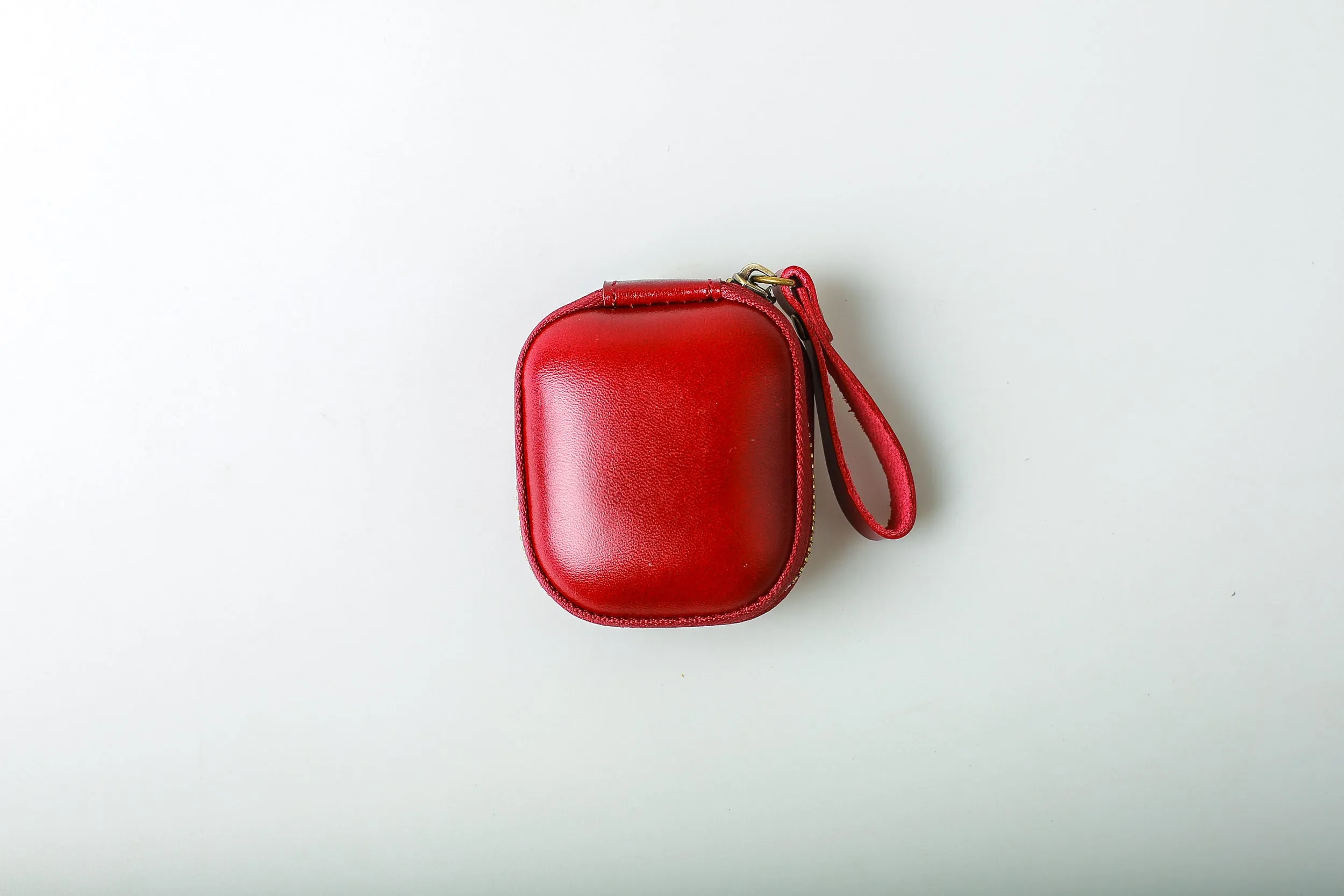 LAUREN AirPods Leather Case Ver1