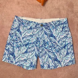 Lilly Pulitzer “The Jayne Stretch Short 7” Inseam”