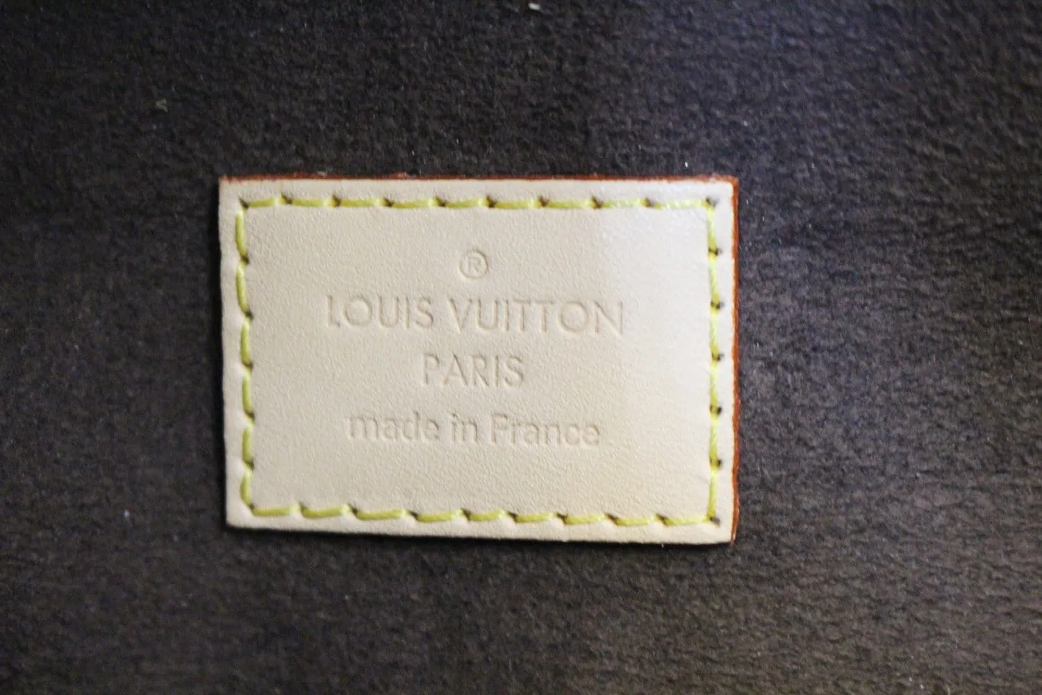 LOUIS VUITTON Monogram Canvas Metis Pochette Crossbody Bag