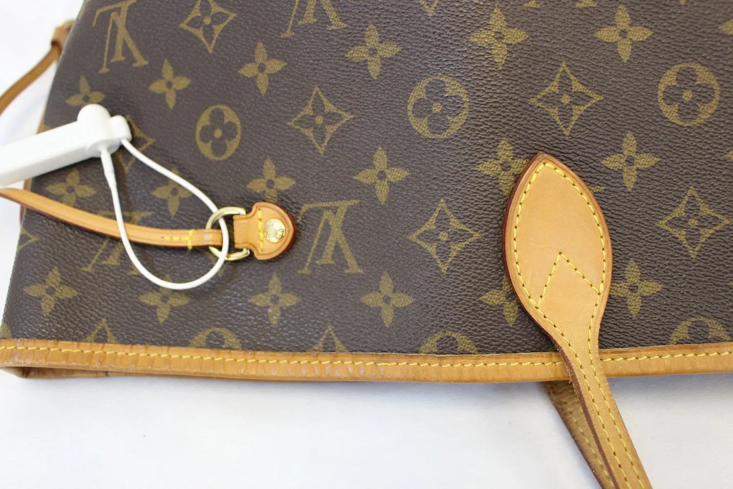 LOUIS VUITTON Monogram Canvas Neverfull GM Tote Bag