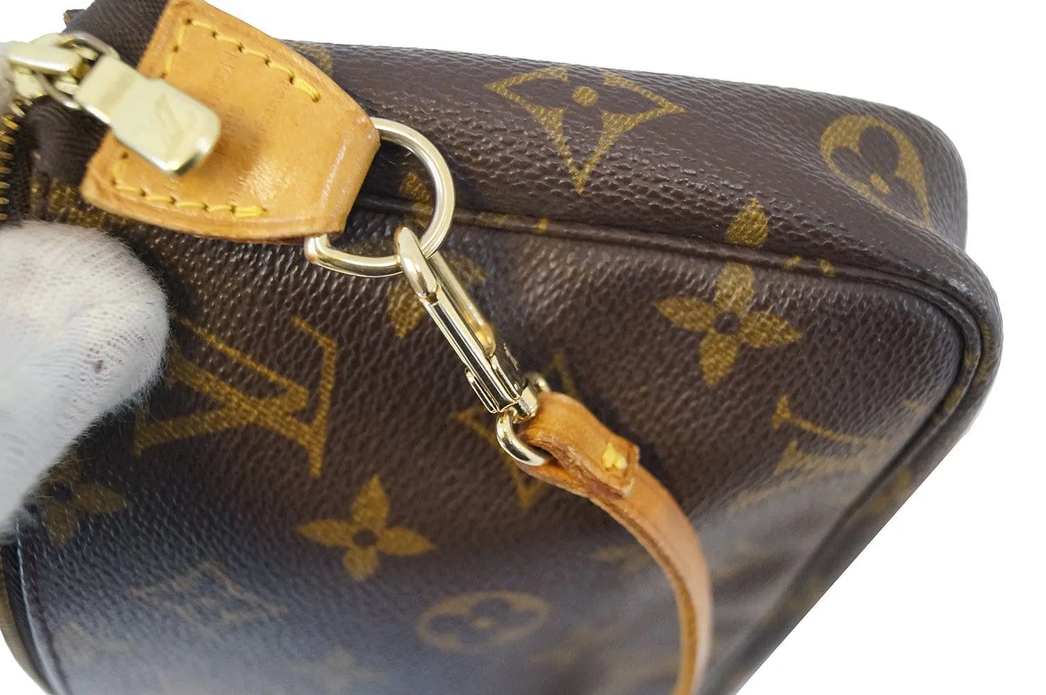 LOUIS VUITTON Monogram Pochette Accessories Pouch Handbag