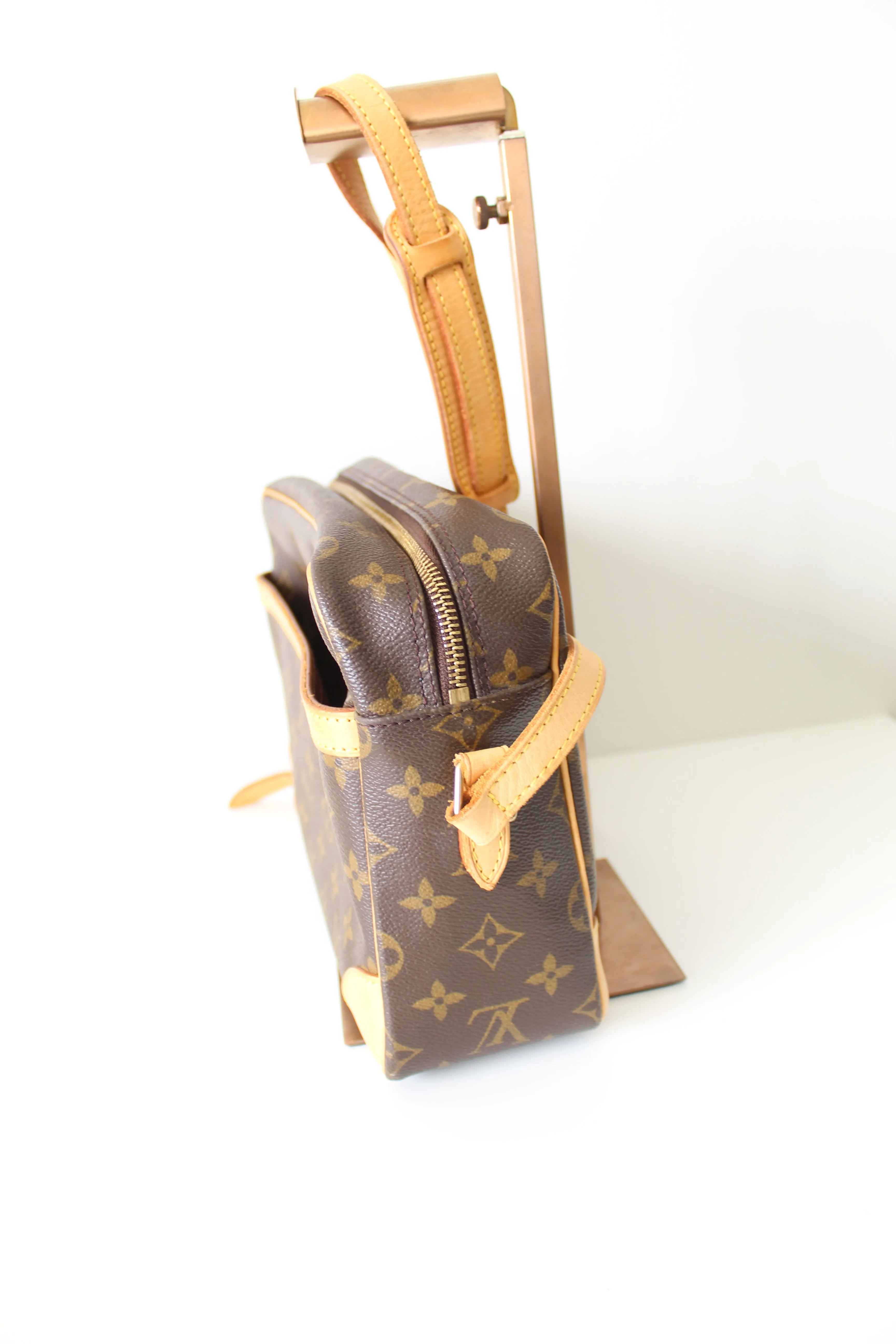 Louis Vuitton Trocadero 30