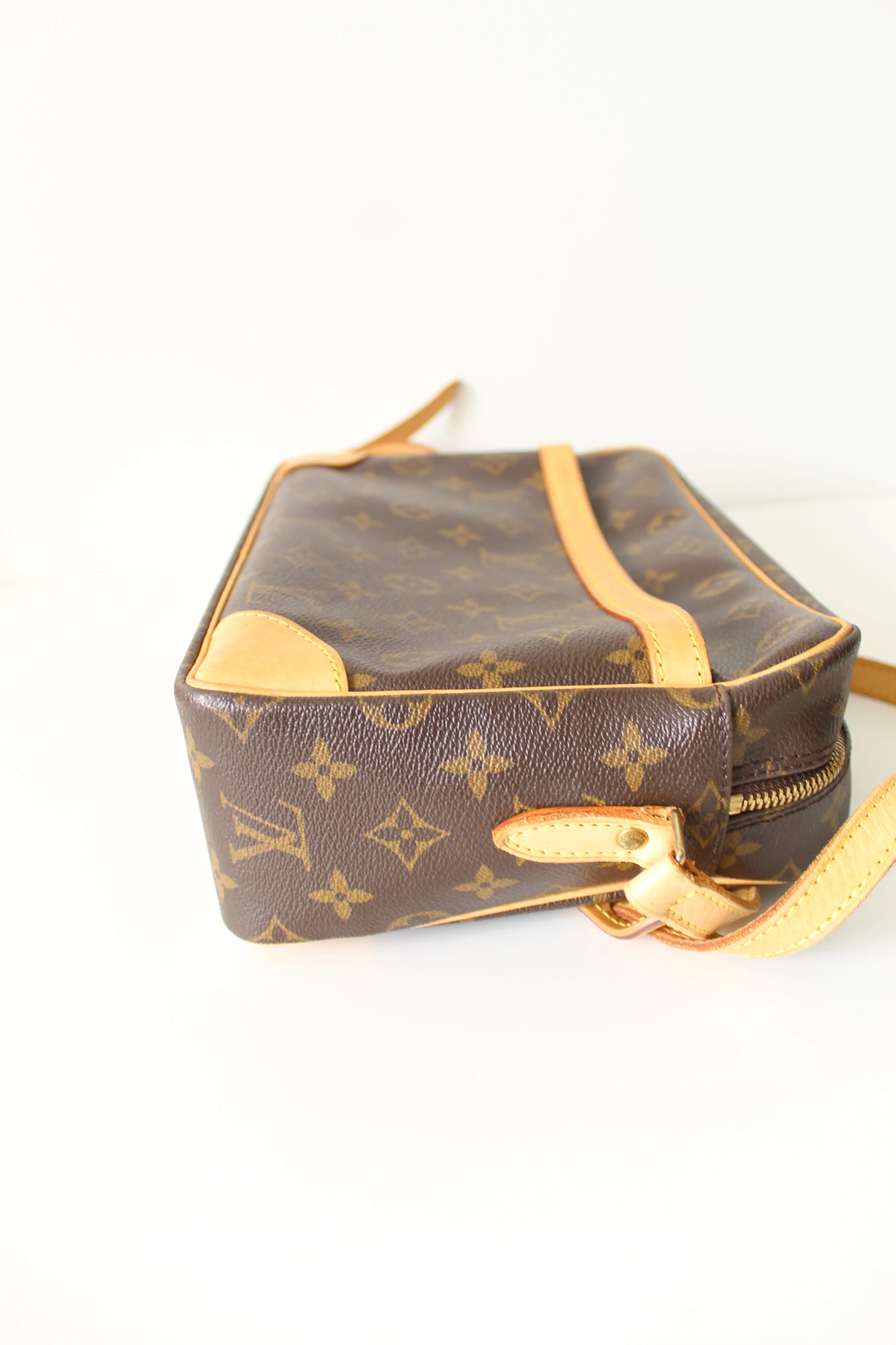 Louis Vuitton Trocadero 30