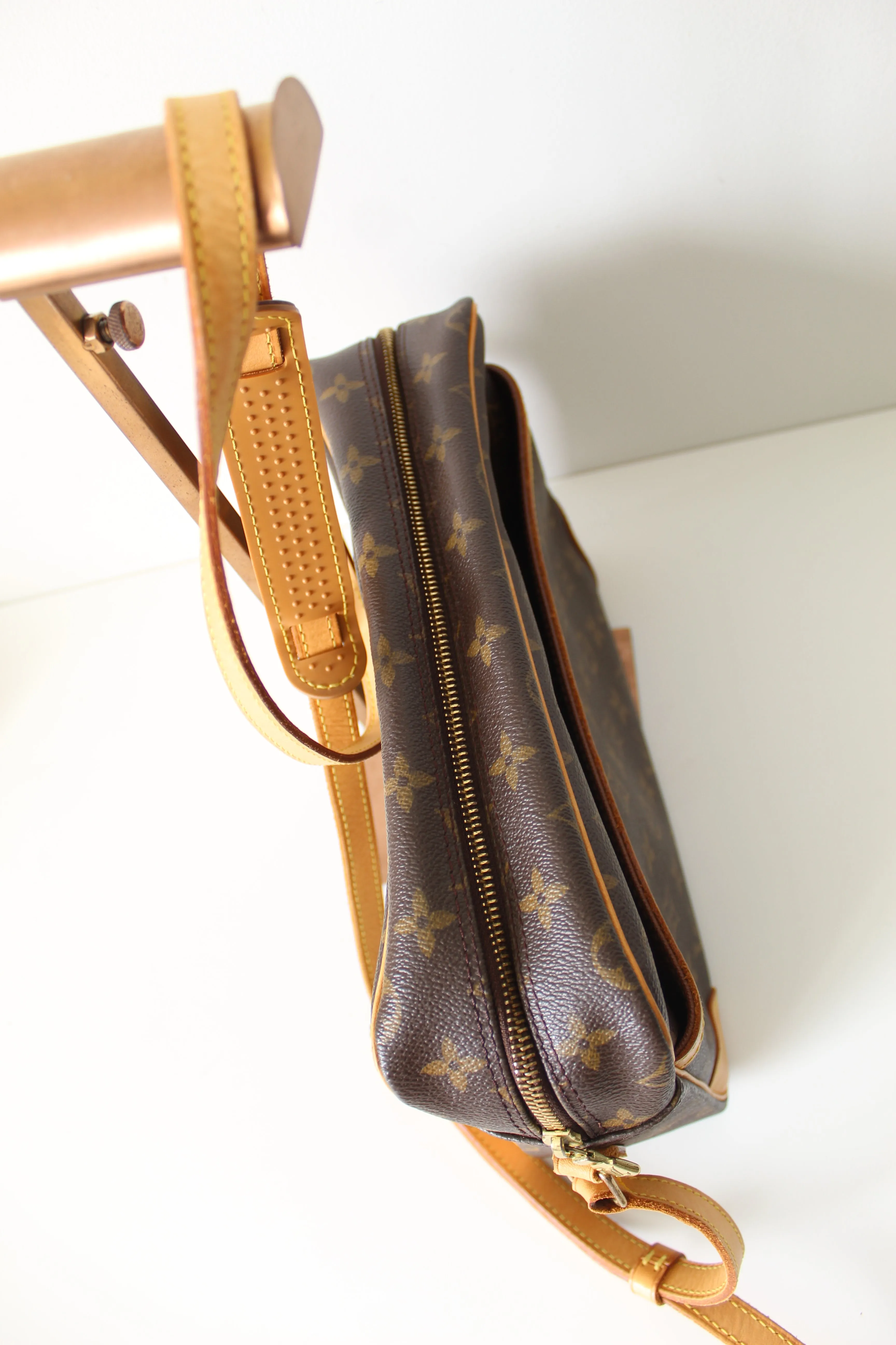 Louis Vuitton Trocadero 30