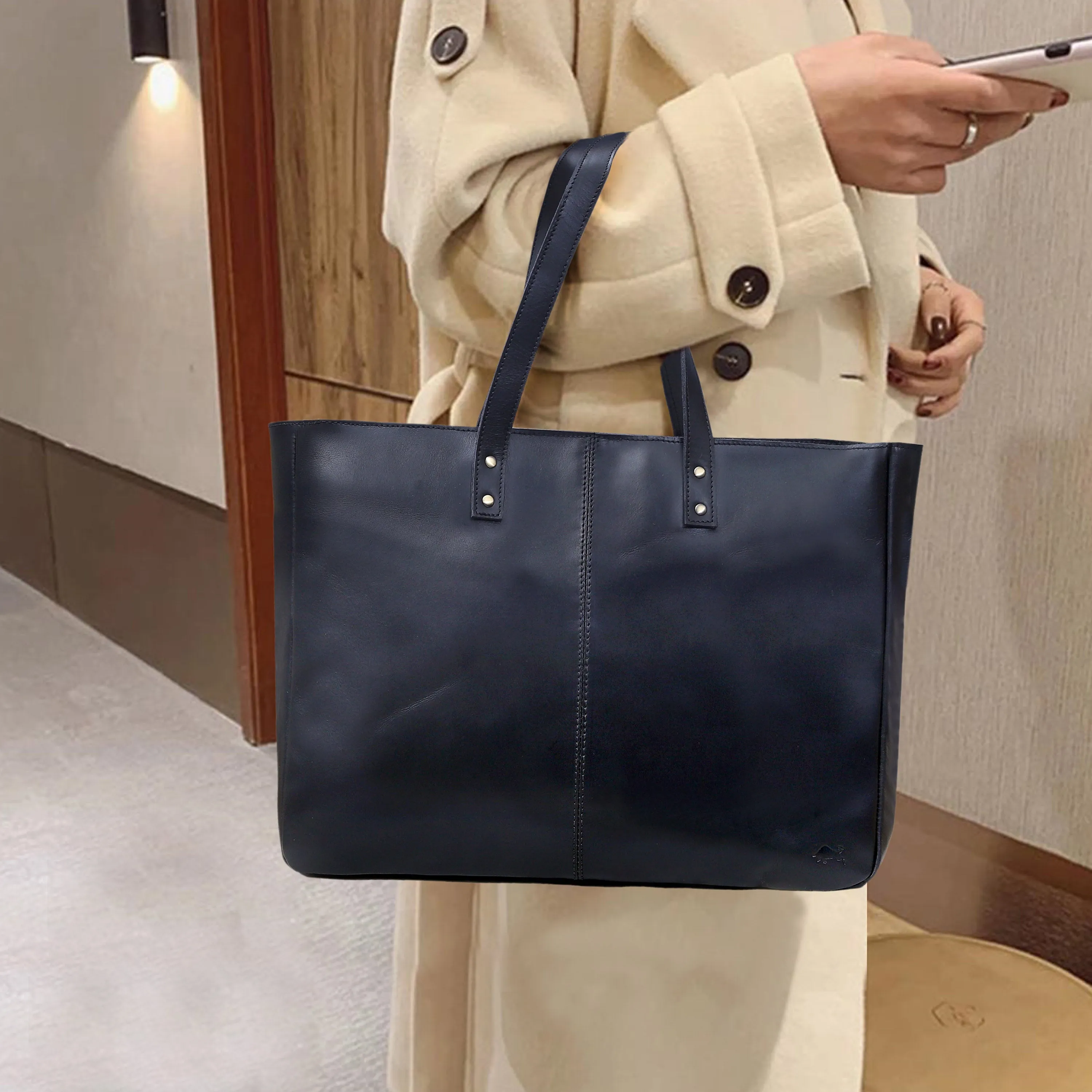 Maya Buffalo Leather Tote Bag   Wallet Set